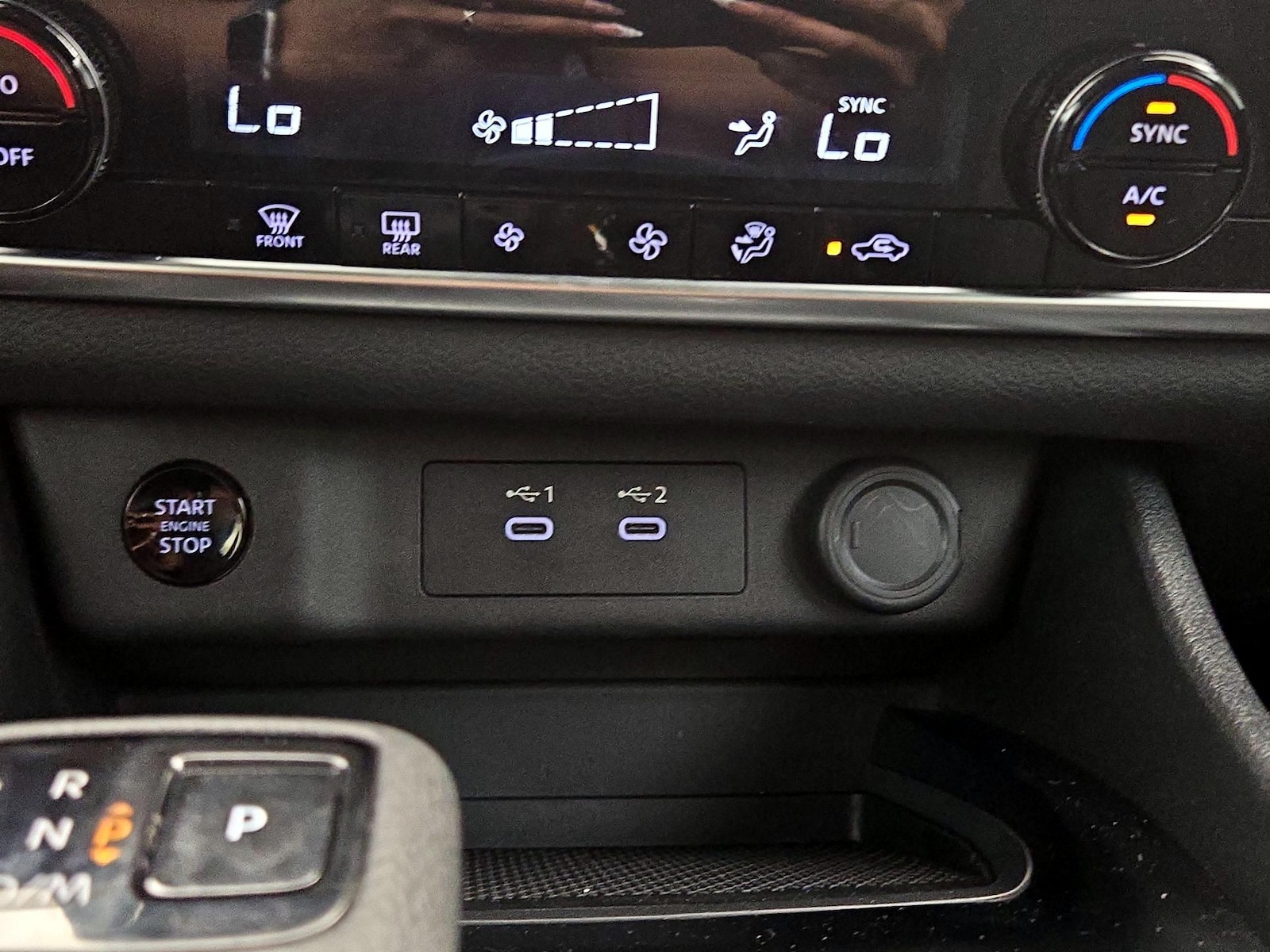 2025 Nissan Rogue SV - Photo 19