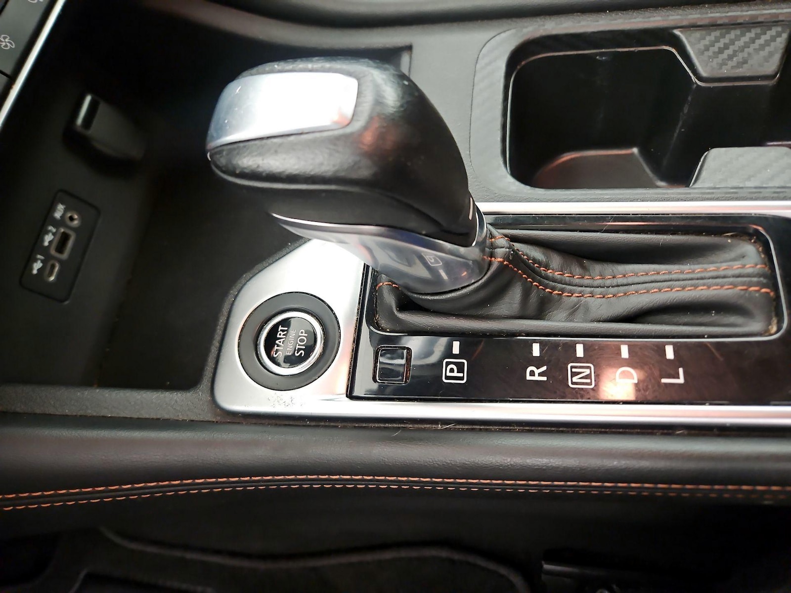 2022 Nissan Sentra SR - Photo 18