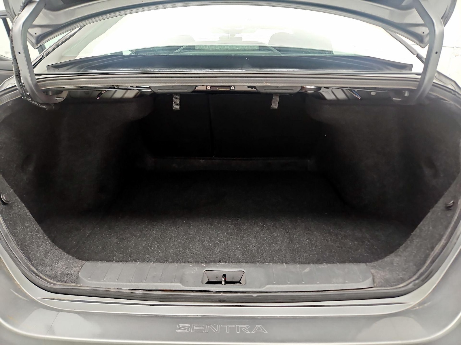 2022 Nissan Sentra SR - Photo 21