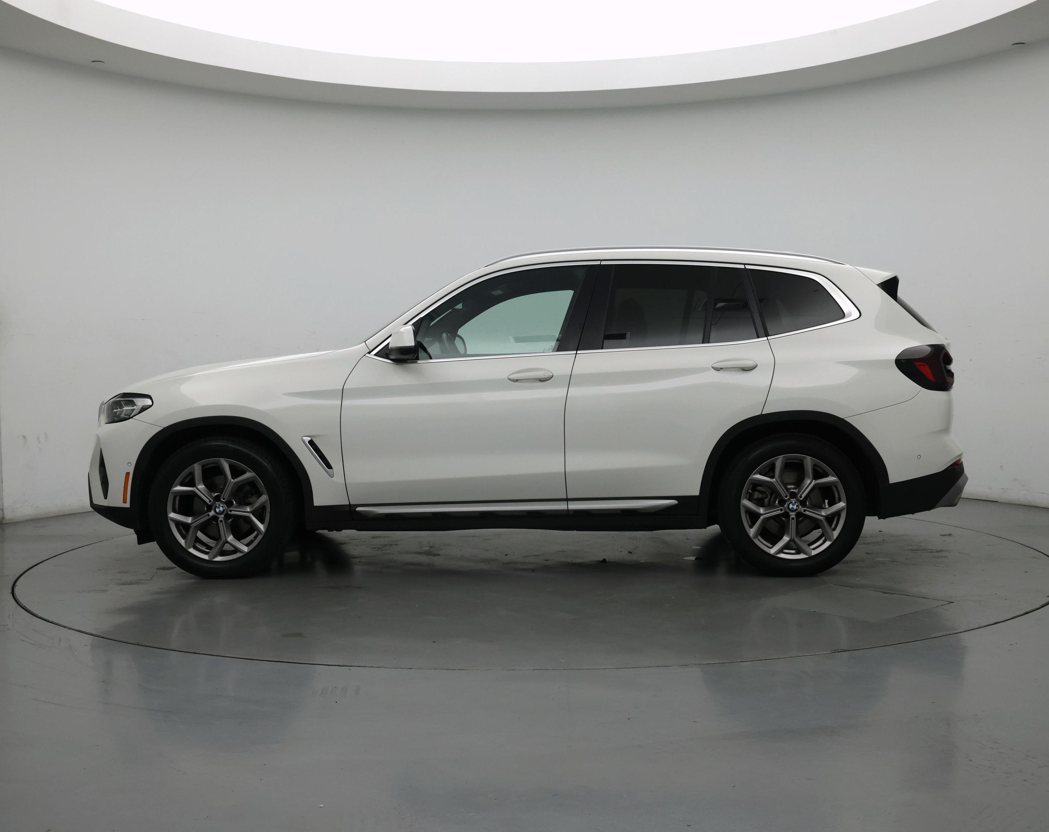 Thumbnail: 2023 BMW X3 - 3