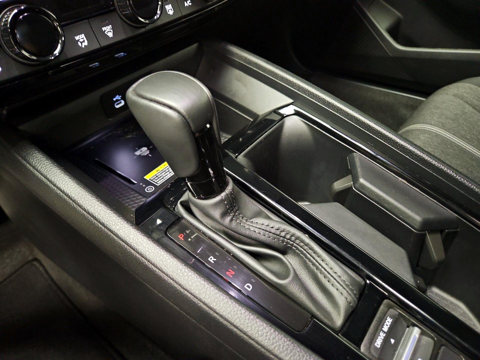 2025 Honda Accord Hybrid Sport - Photo 17