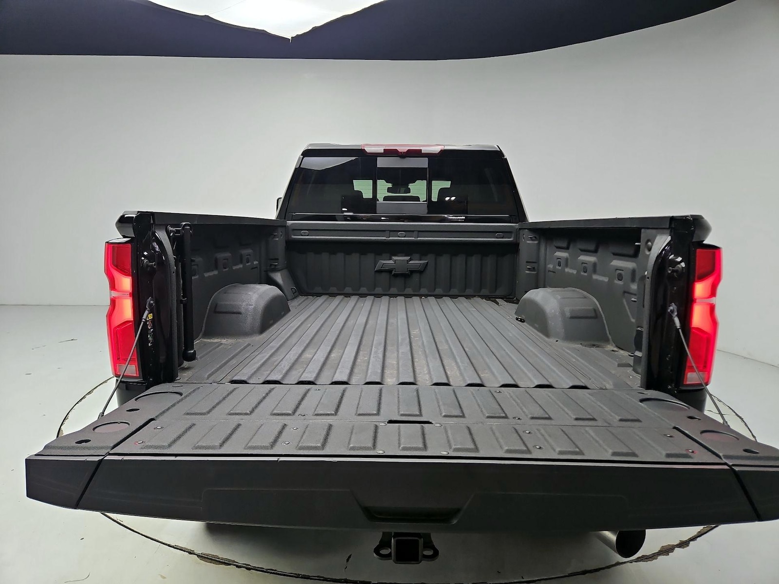 2025 Chevrolet Silverado 2500HD ZR2 - Photo 23