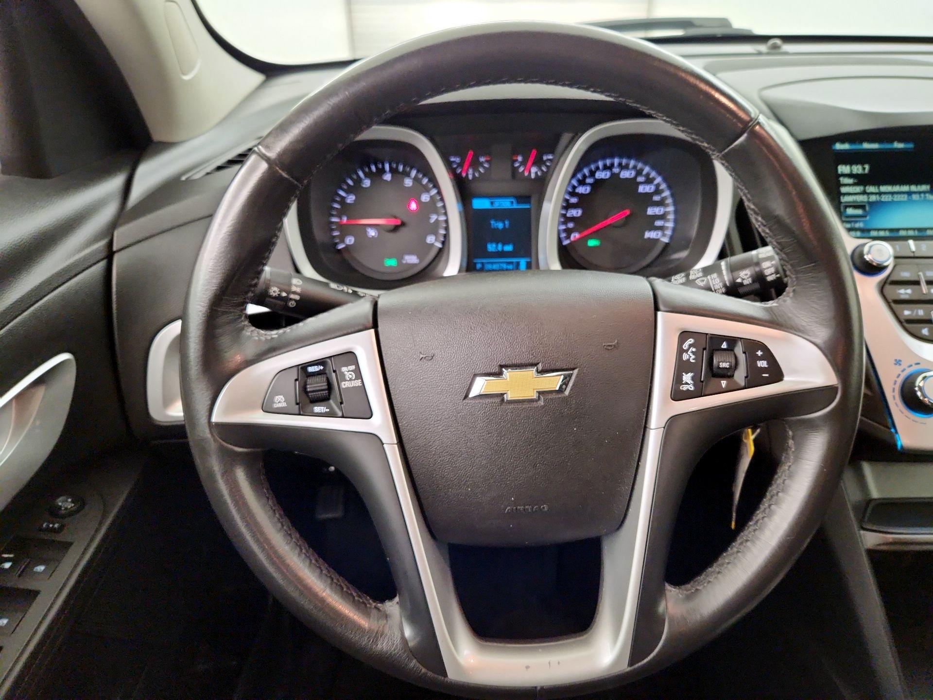 Thumbnail: 2017 Chevrolet Equinox - 10