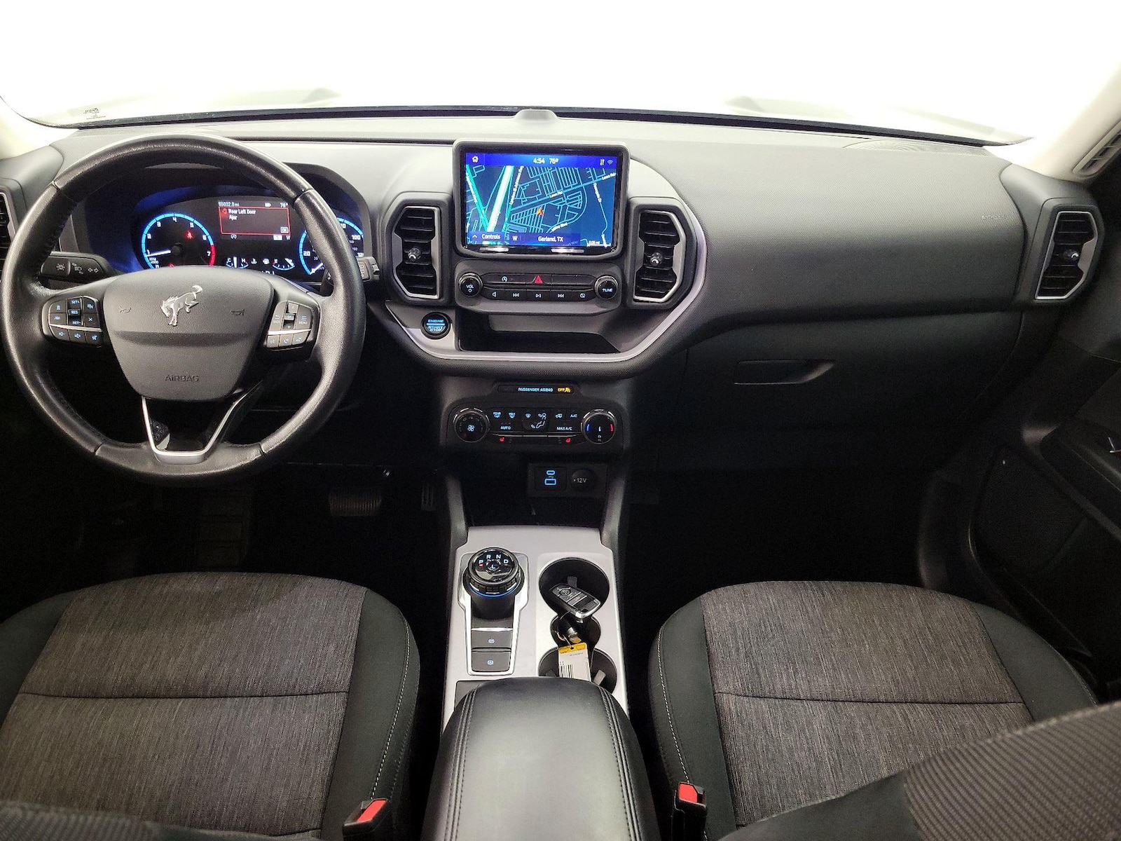 Photo 10