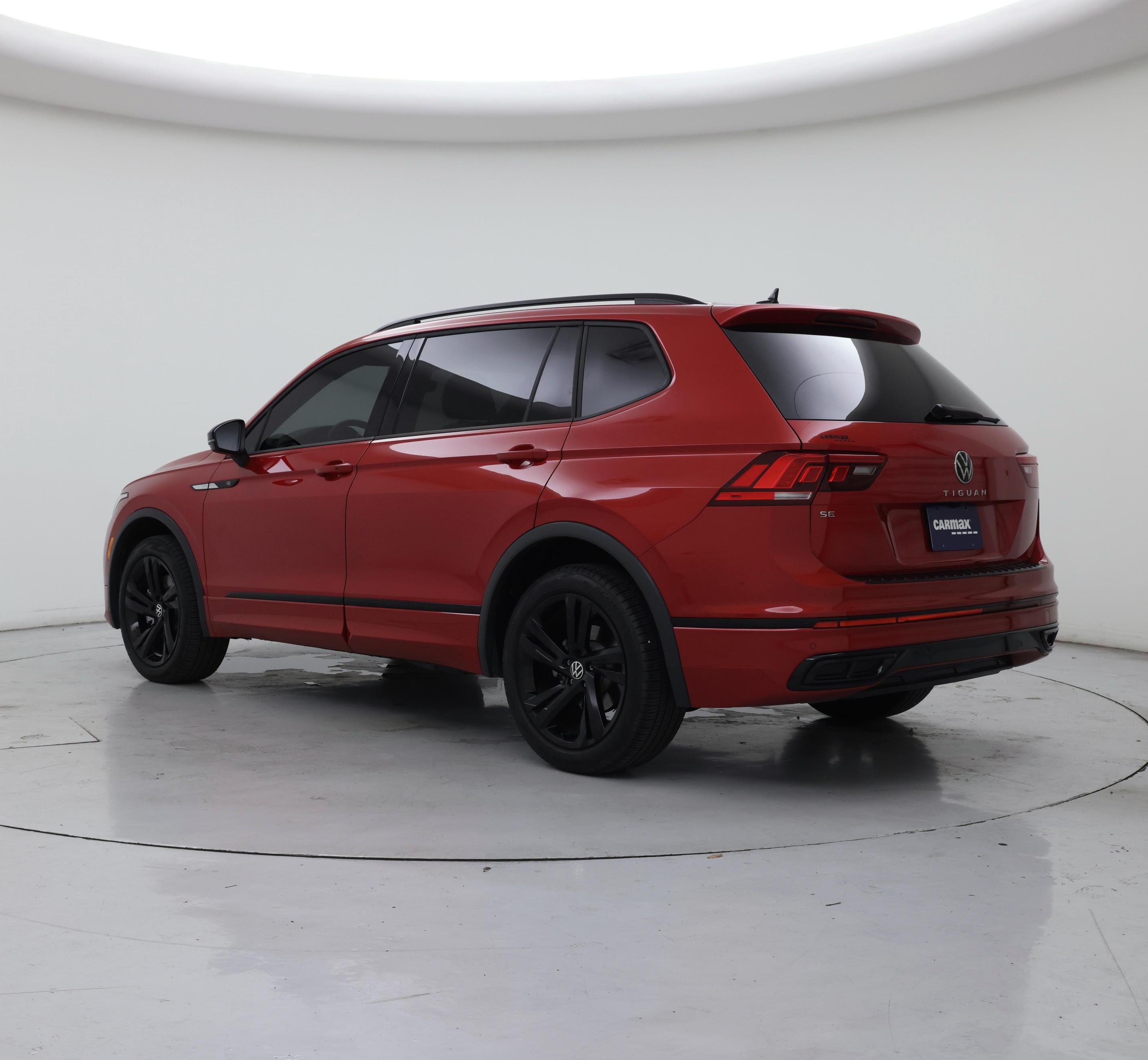 Thumbnail: 2024 Volkswagen Tiguan - 2