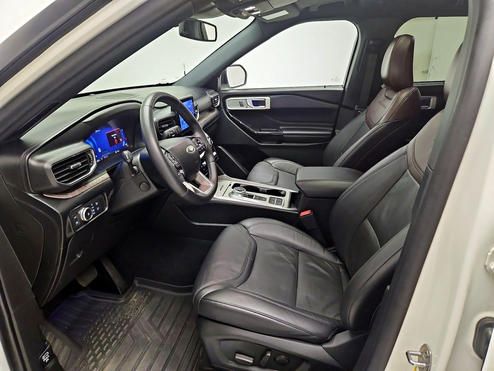 2023 Ford Explorer Platinum - Photo 12
