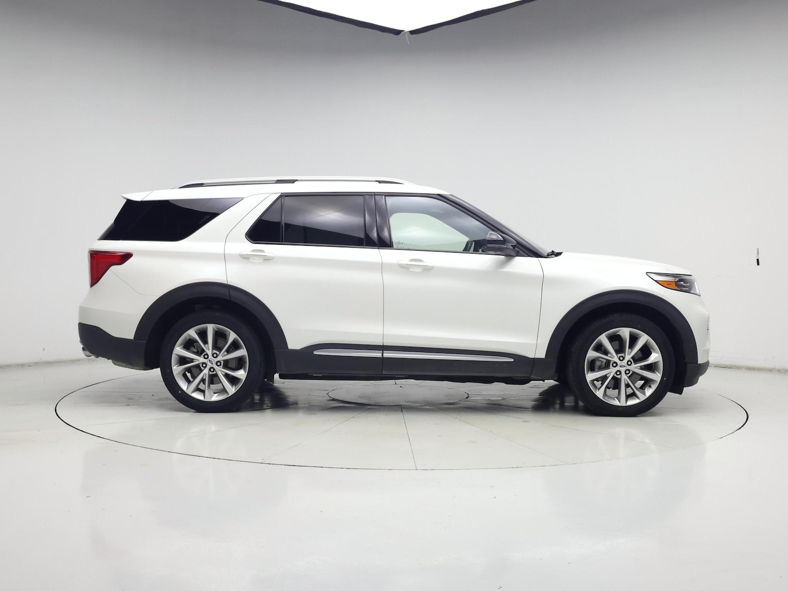 2023 Ford Explorer Platinum - Photo 8