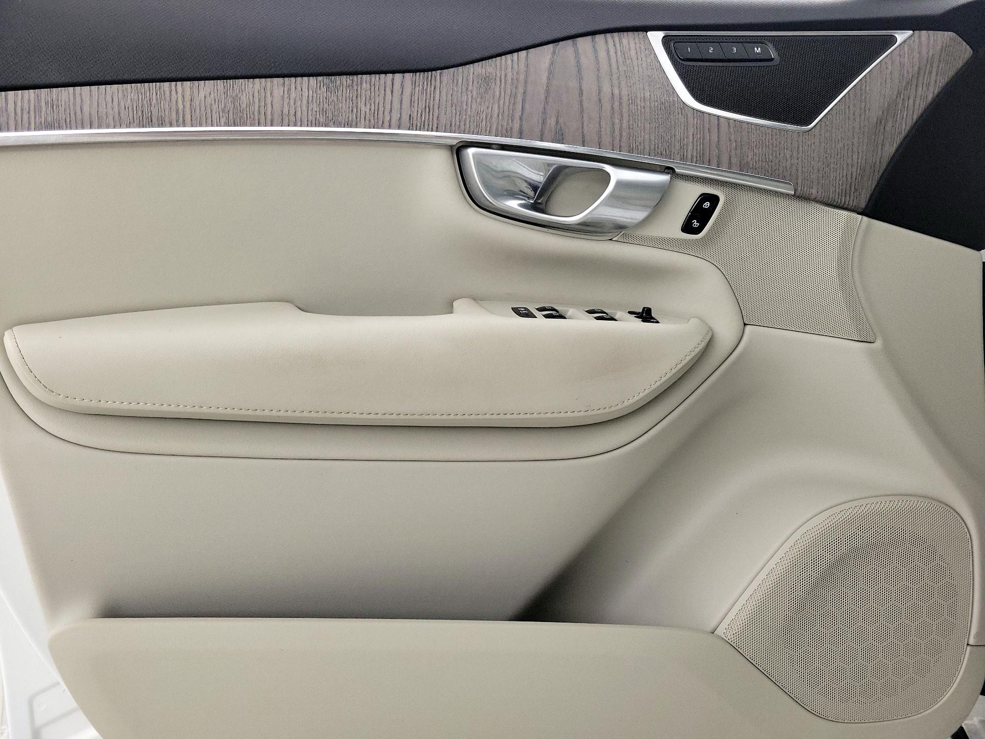 Thumbnail: 2024 Volvo XC90 - 12