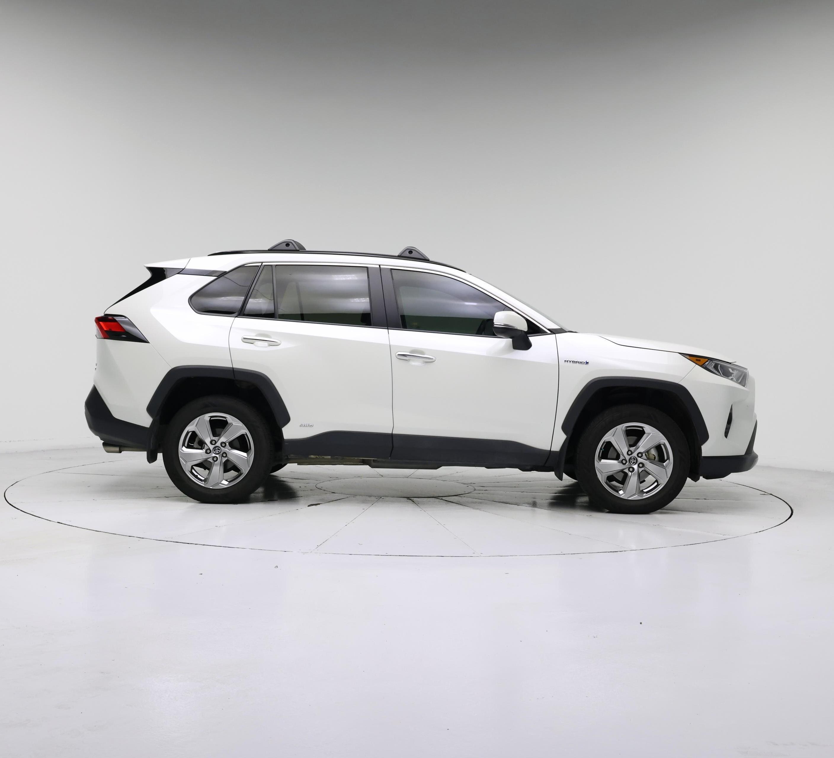 Thumbnail: 2020 Toyota RAV4 - 7