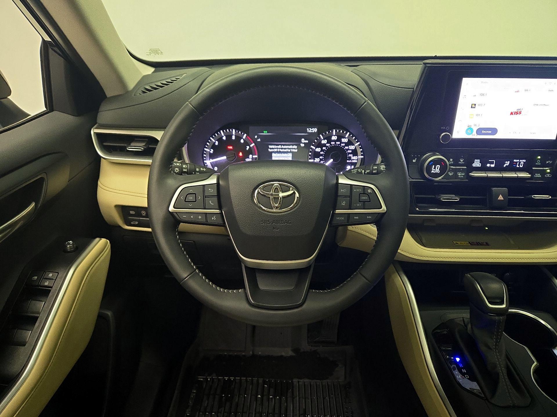 Thumbnail: 2025 Toyota Highlander - 10