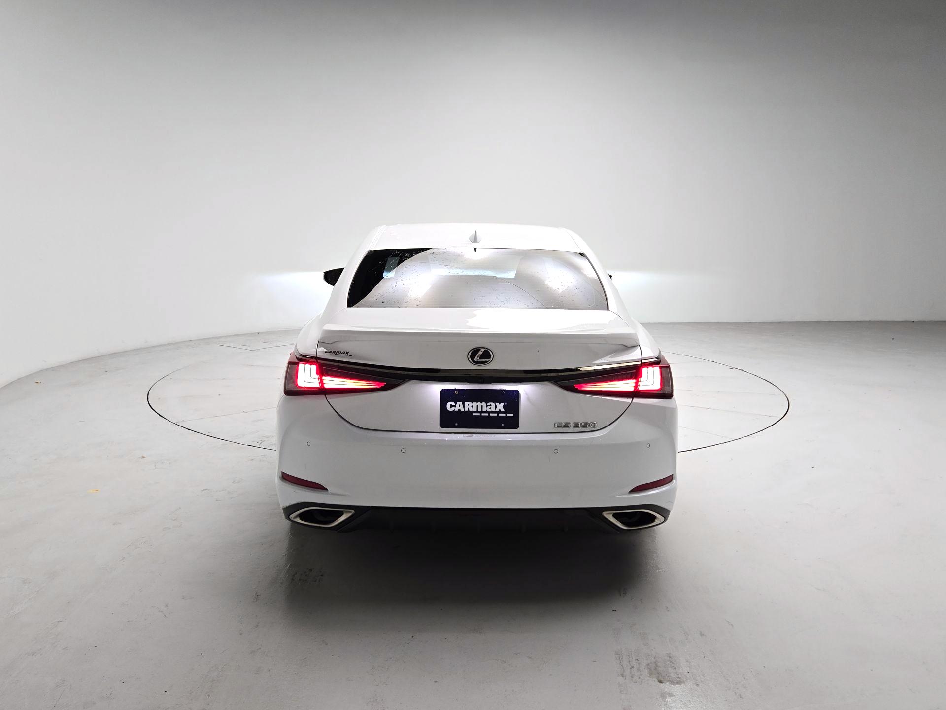 Thumbnail: 2022 Lexus ES - 6