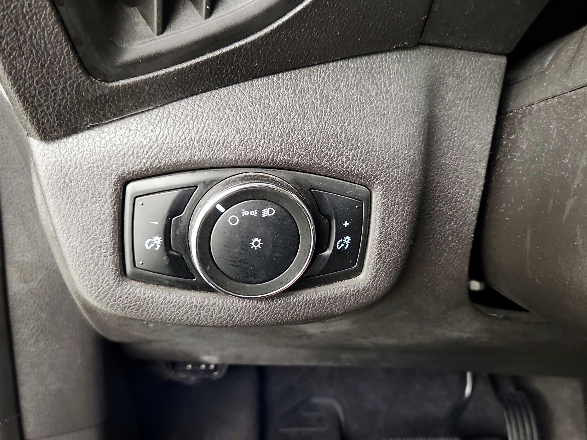 Thumbnail: 2018 Ford Transit Series - 13