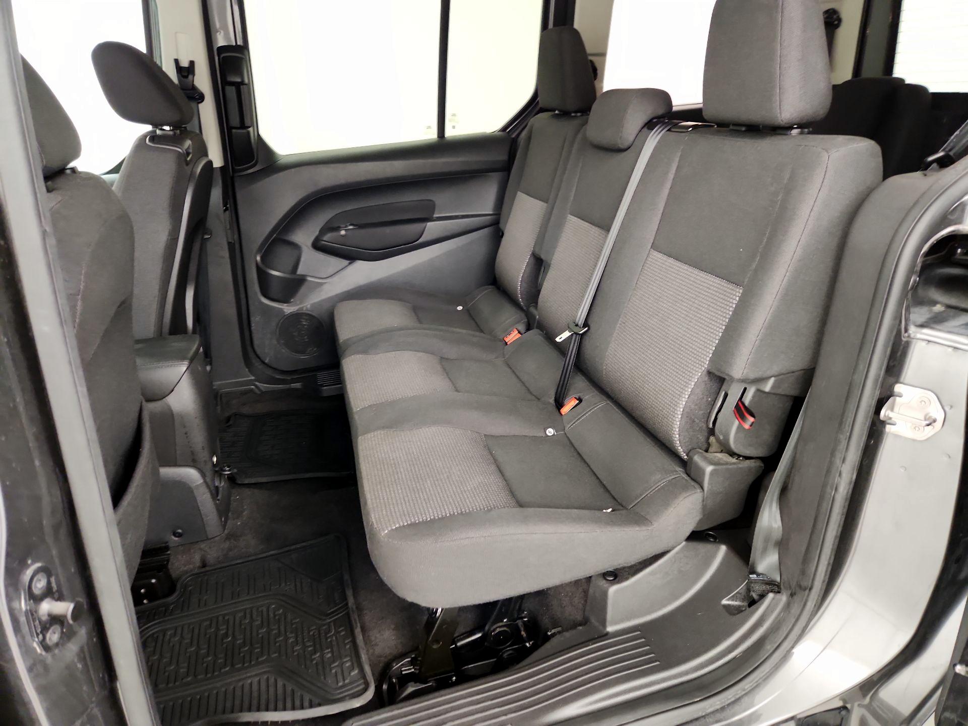 Thumbnail: 2018 Ford Transit Series - 19