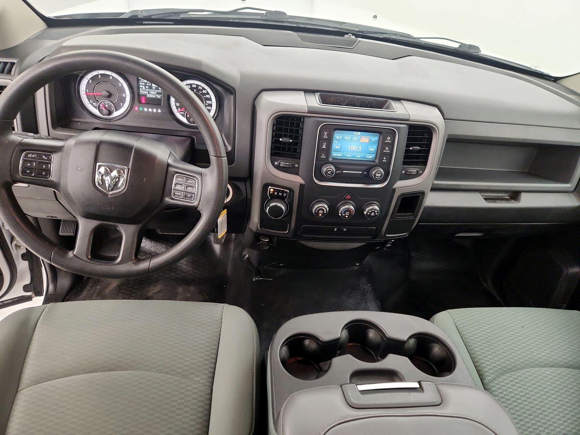 Thumbnail: 2019 RAM 1500 Classic - 9