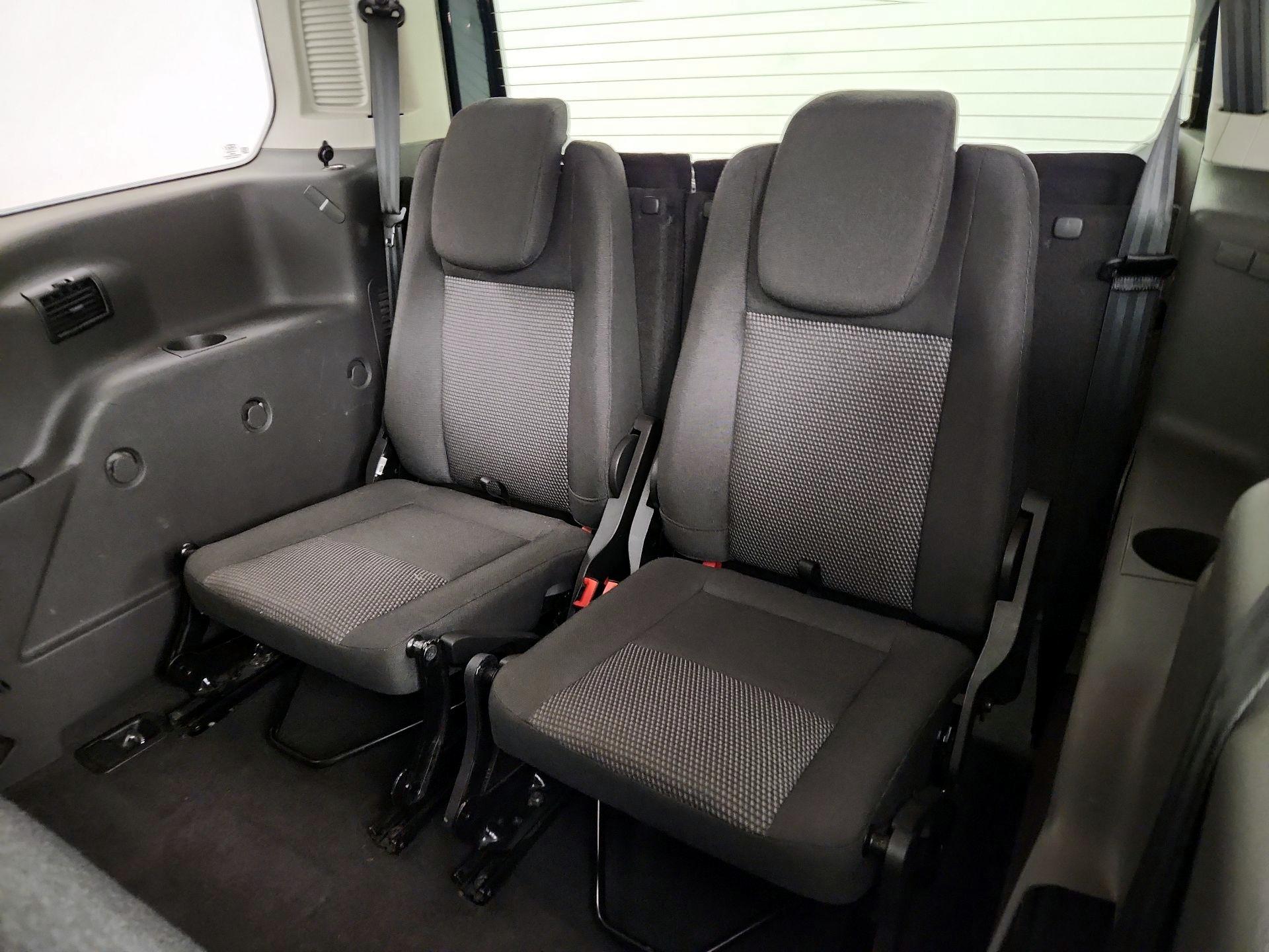 Thumbnail: 2018 Ford Transit Series - 20