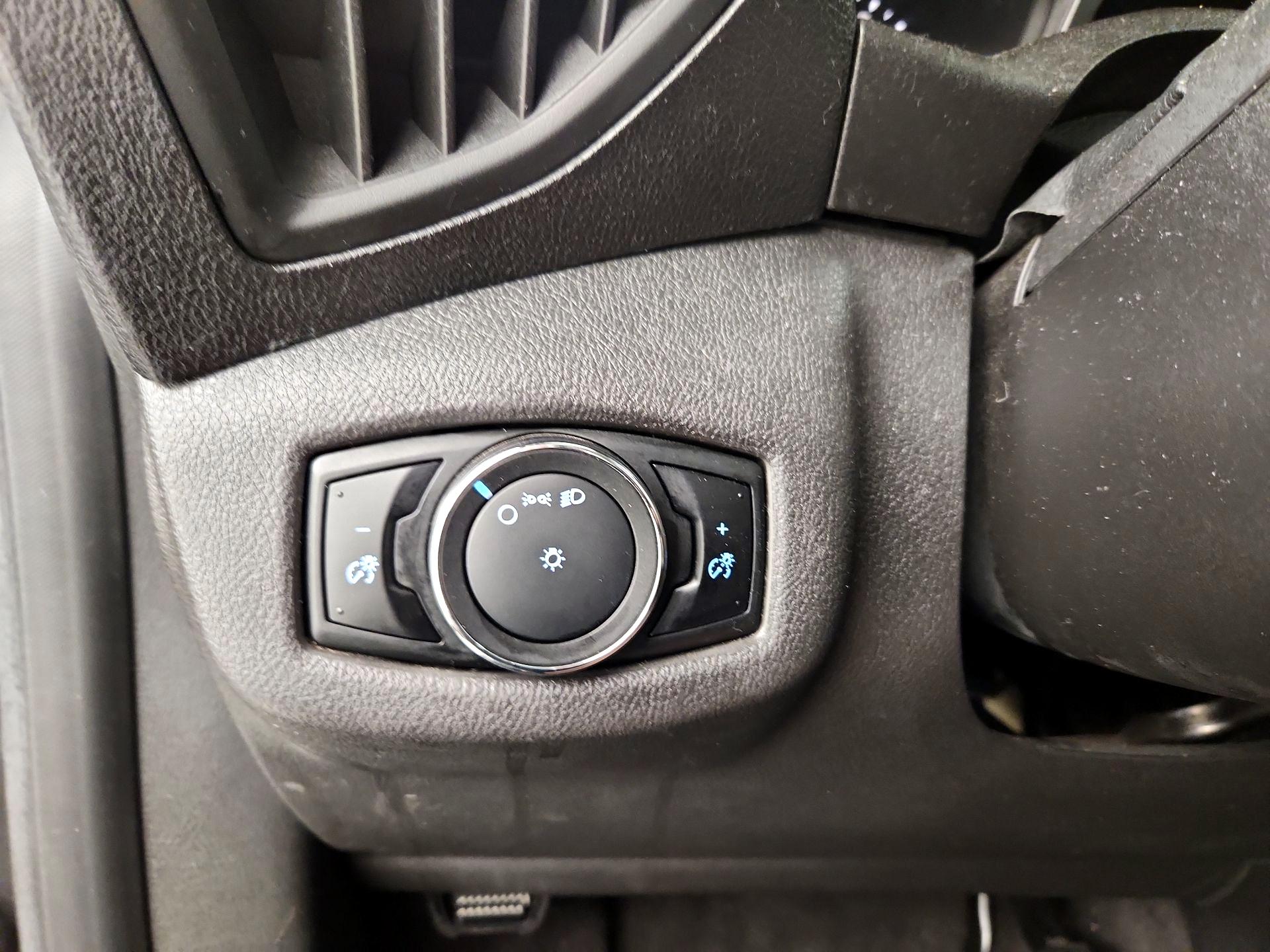 Thumbnail: 2018 Ford Transit Series - 13