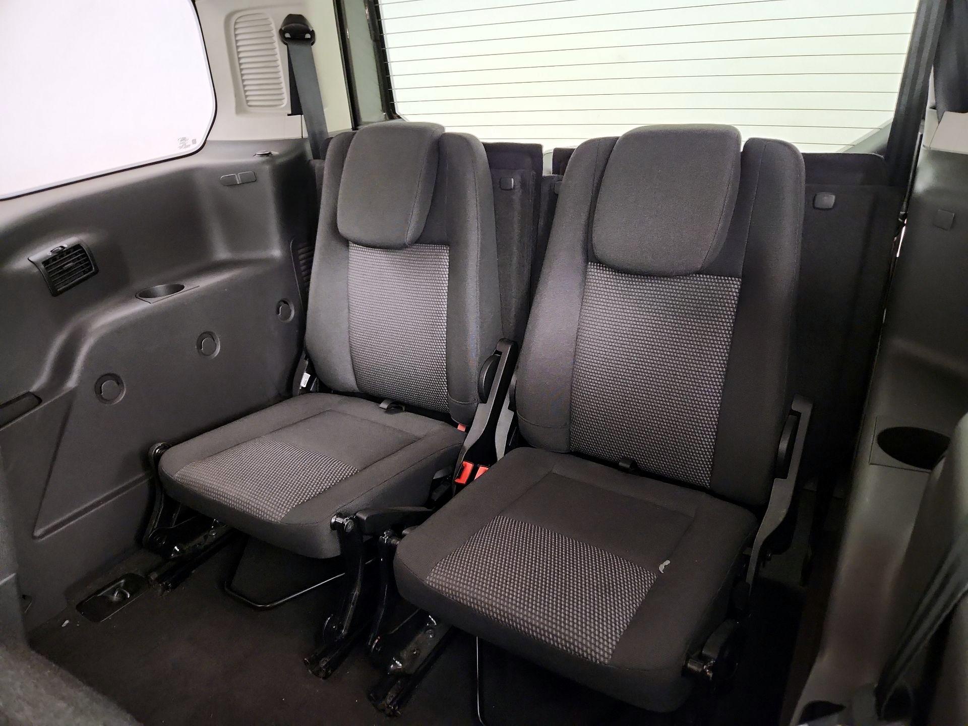 Thumbnail: 2018 Ford Transit Series - 20