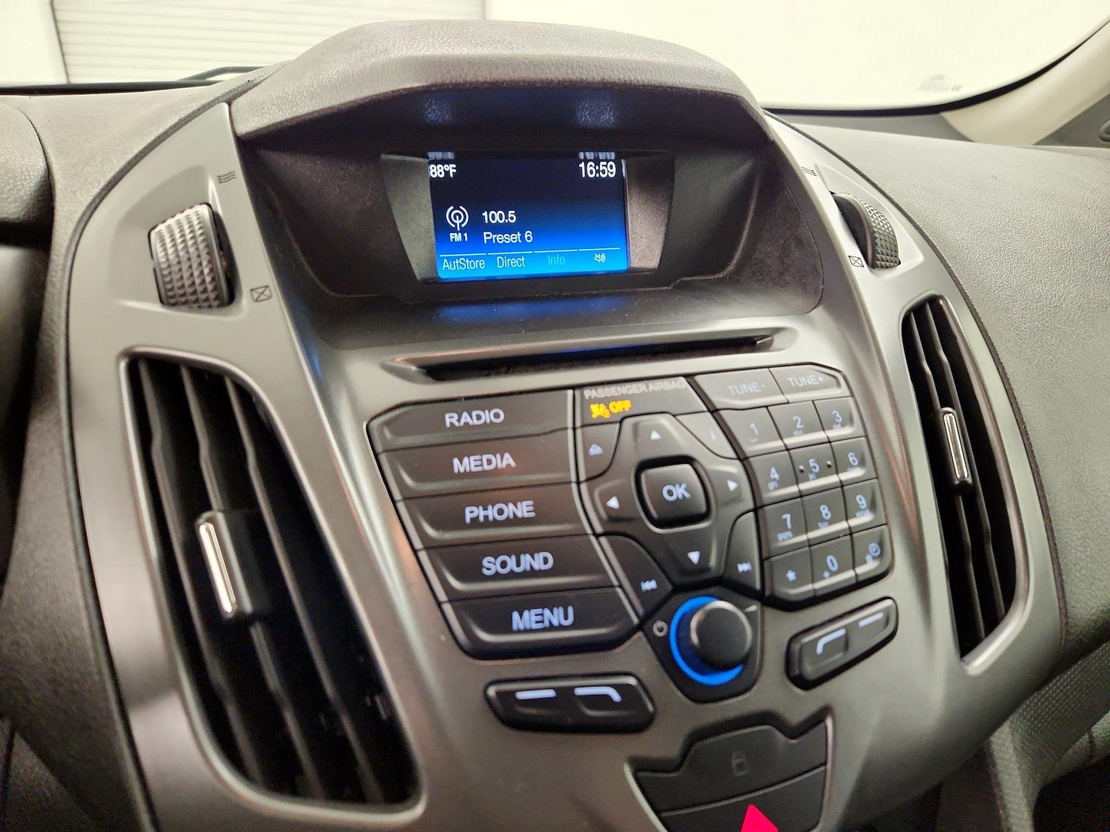 2018 Ford Transit Connect XL - Photo 16