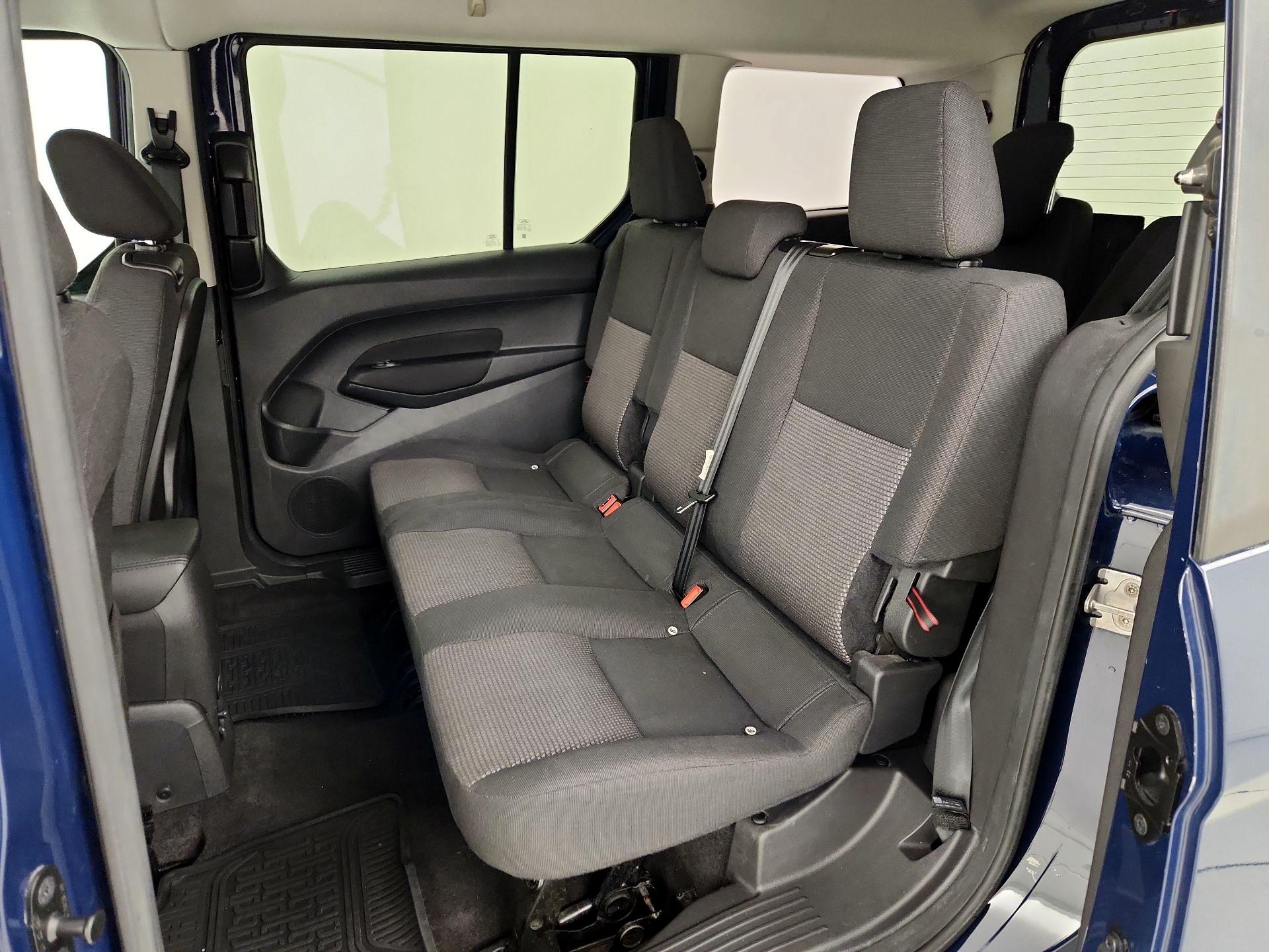 Thumbnail: 2018 Ford Transit Series - 19