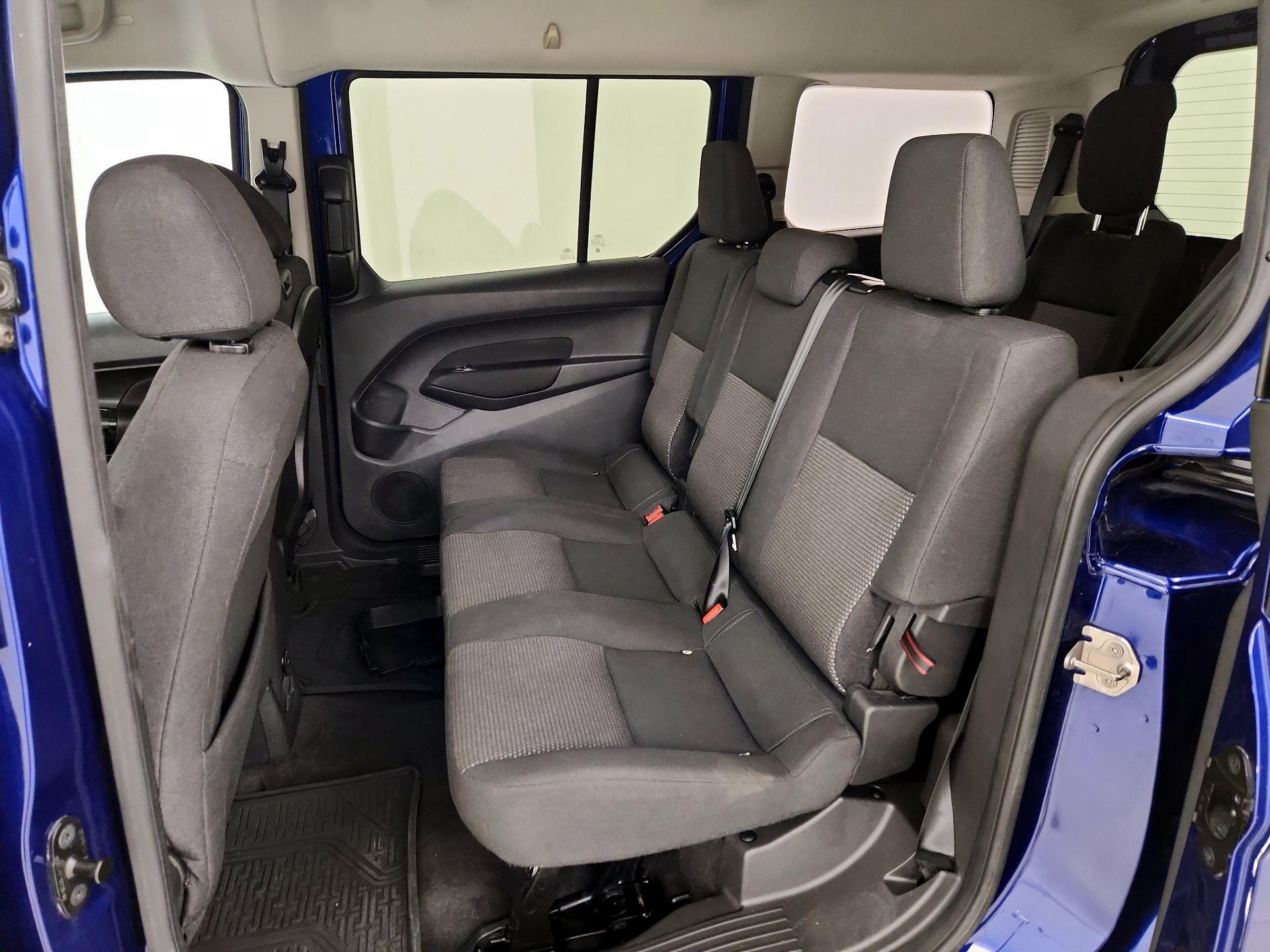 Thumbnail: 2018 Ford Transit Series - 19