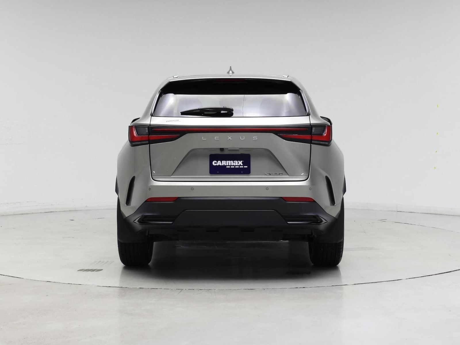 2024 Lexus NX 250 - Photo 7
