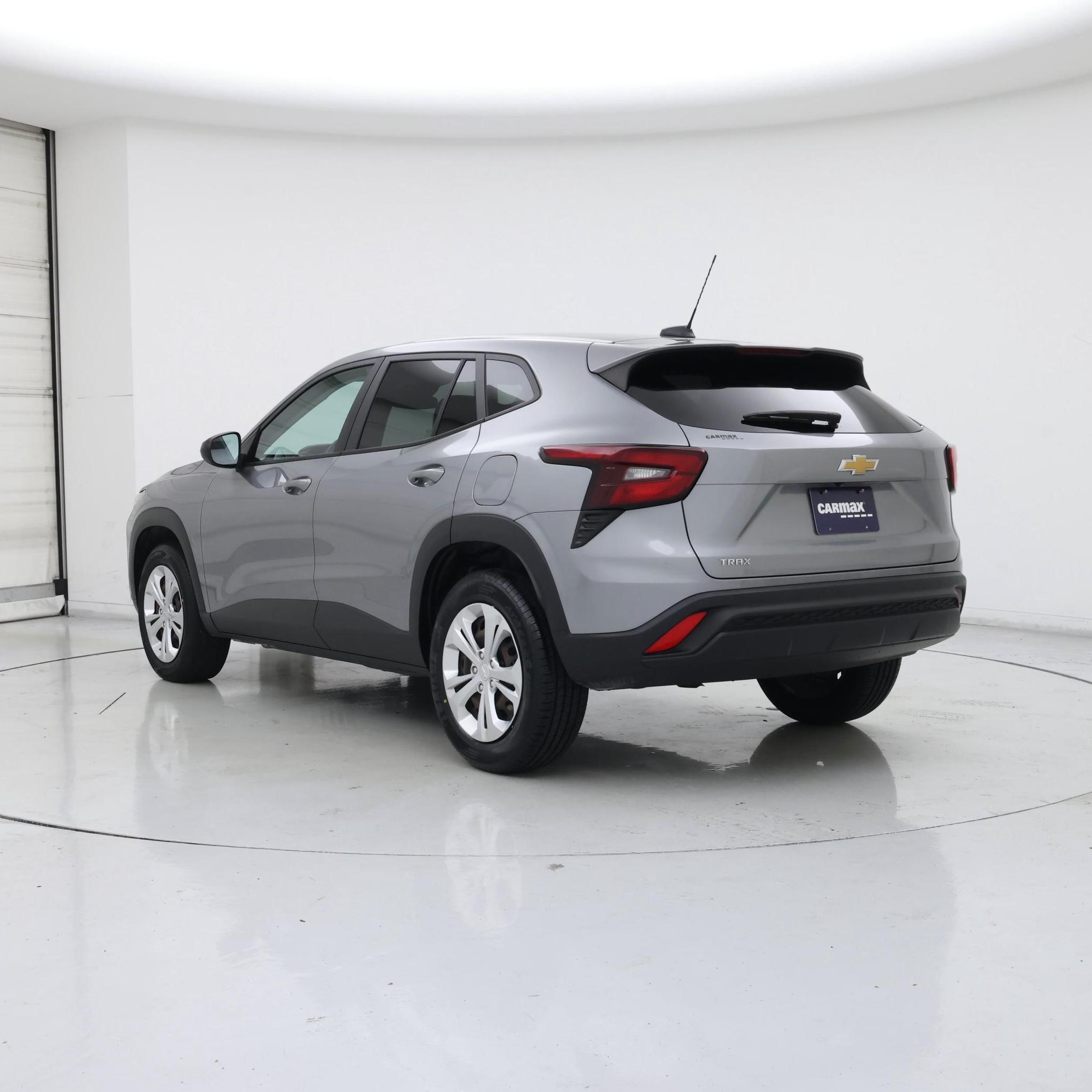 Thumbnail: 2024 Chevrolet Trax - 2