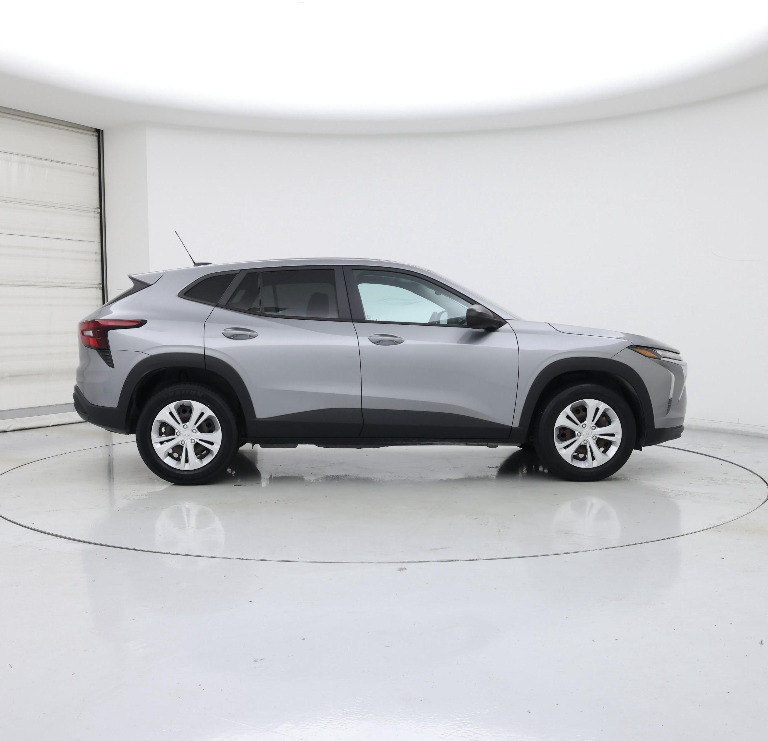 Thumbnail: 2024 Chevrolet Trax - 7