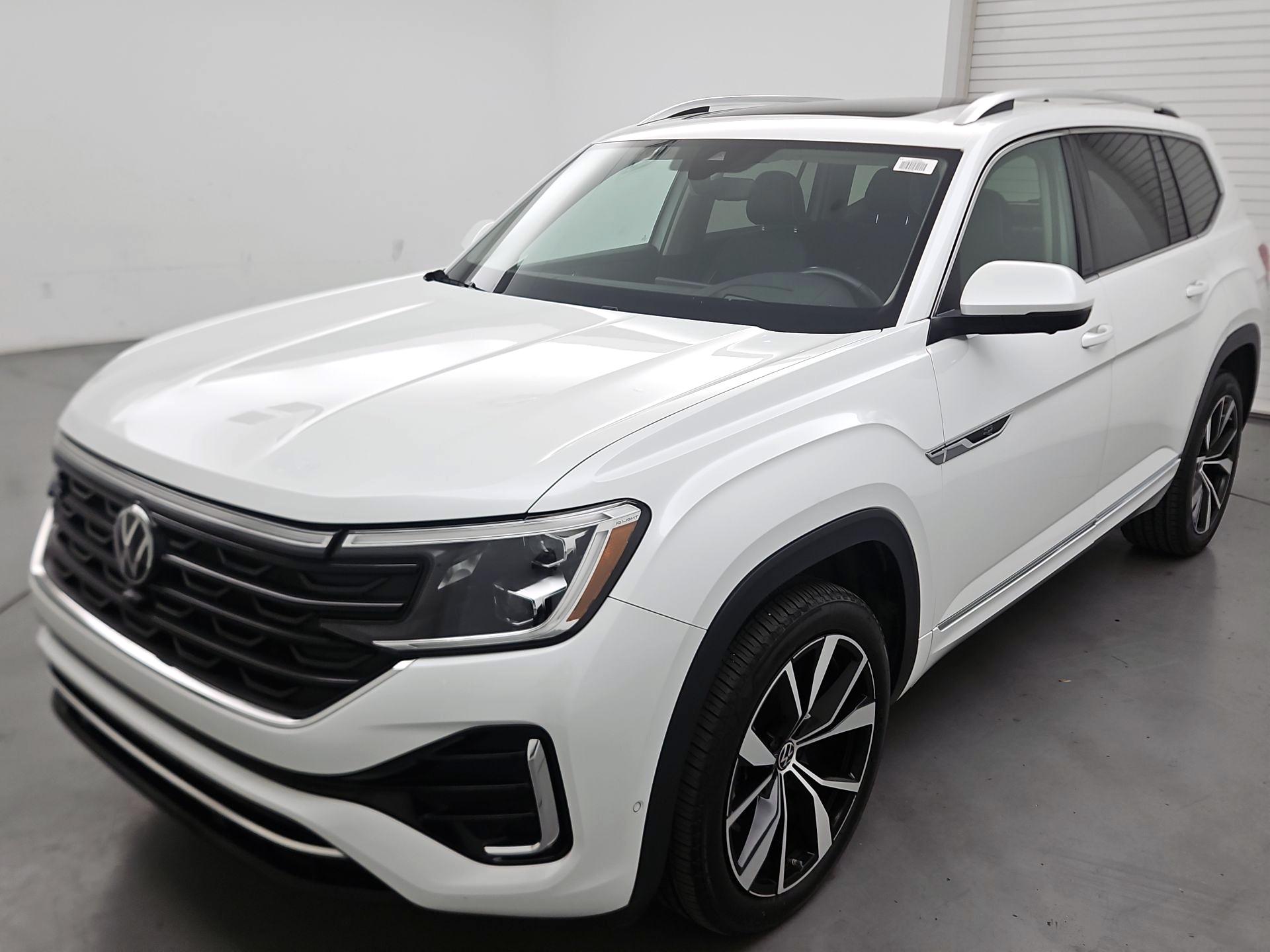 Thumbnail: 2024 Volkswagen Atlas - 3