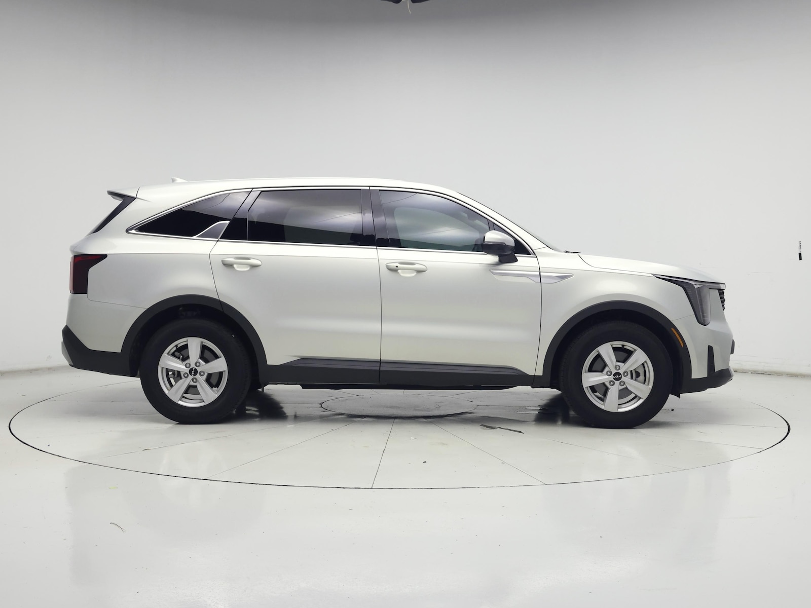 2026 Kia Sorento LX - Photo 8