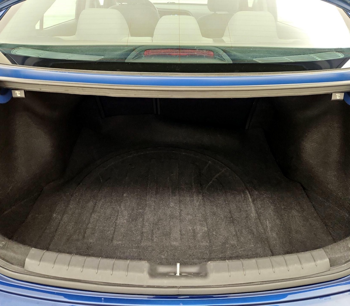 Trunk/Cargo (Seats Up)