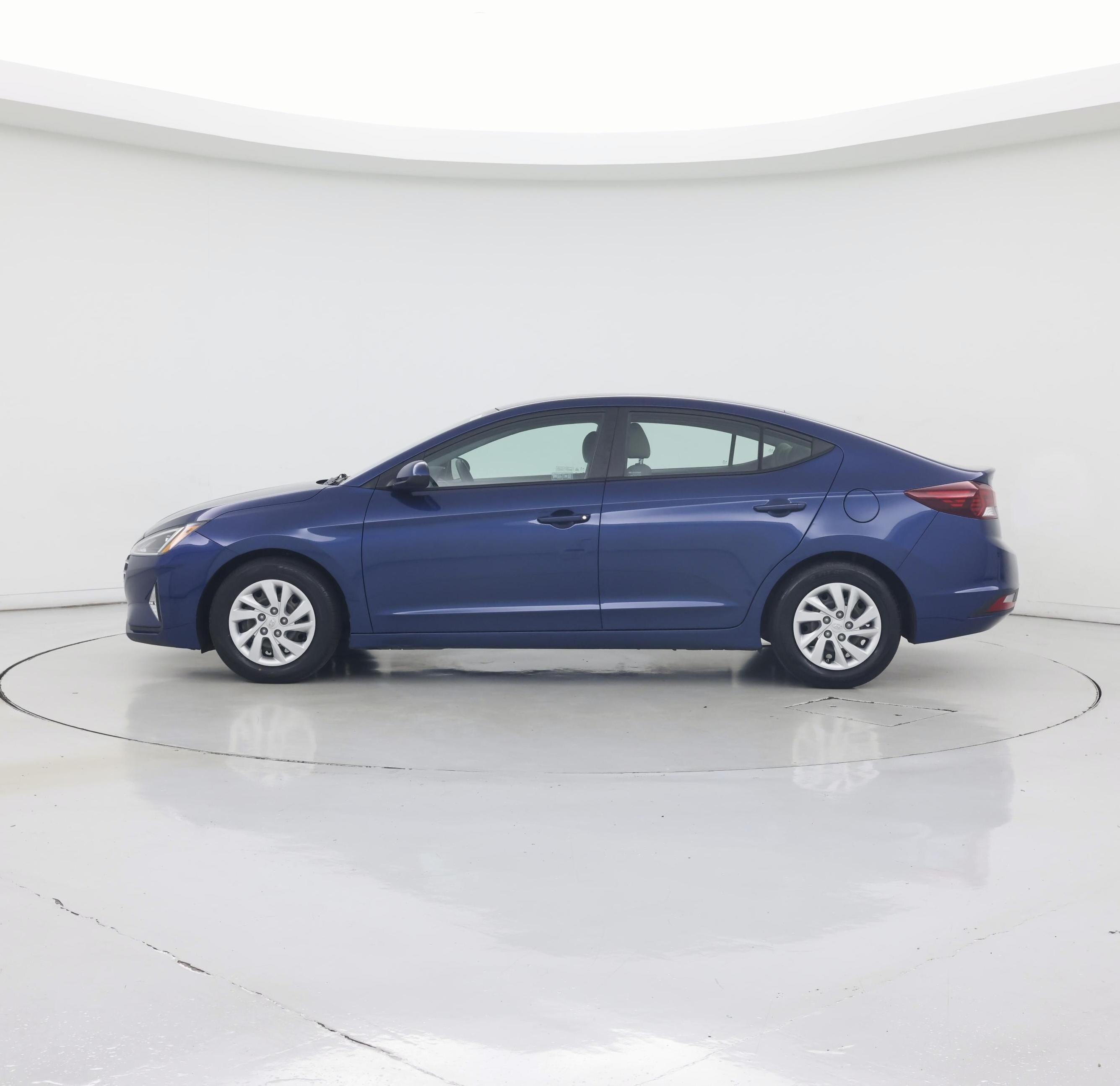Thumbnail: 2020 Hyundai Elantra - 3