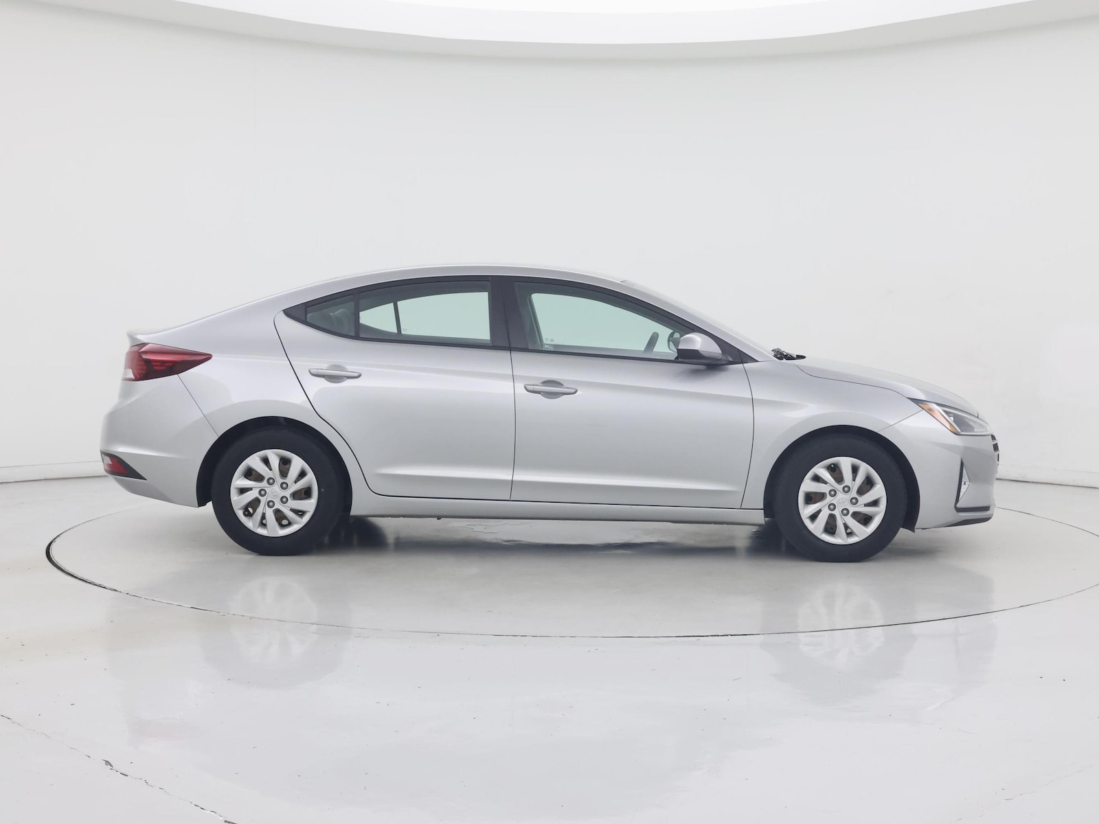 2020 Hyundai Elantra SE - Photo 8