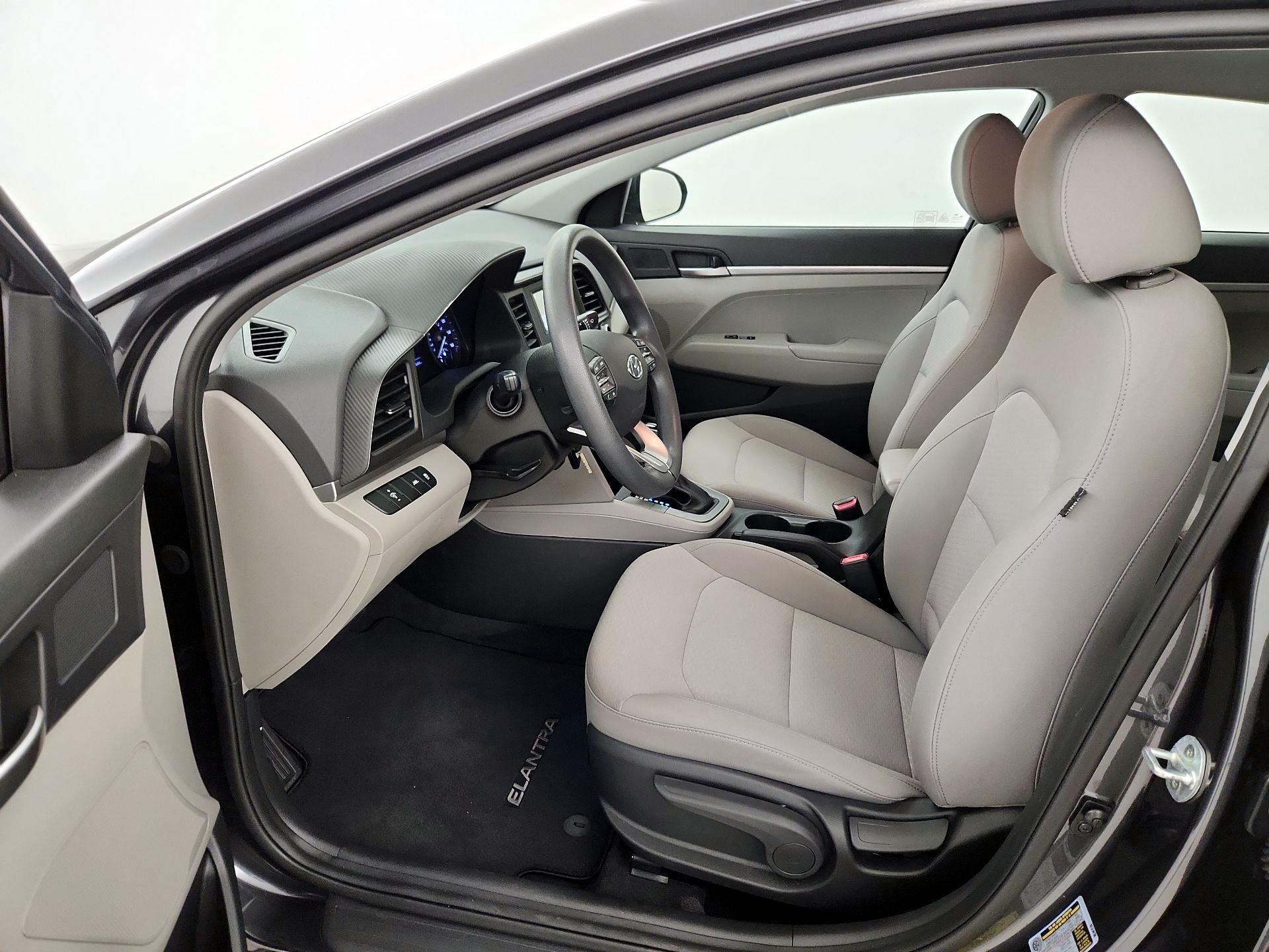 Thumbnail: 2020 Hyundai Elantra - 11
