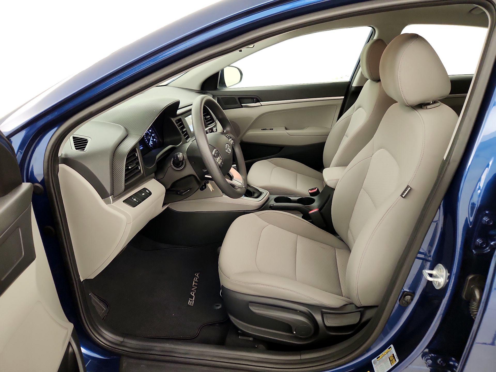 Thumbnail: 2020 Hyundai Elantra - 11