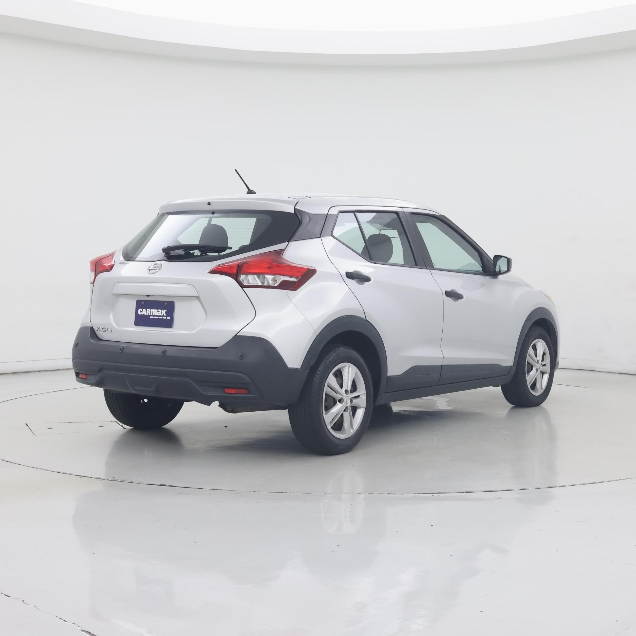 Thumbnail: 2020 Nissan Kicks - 8