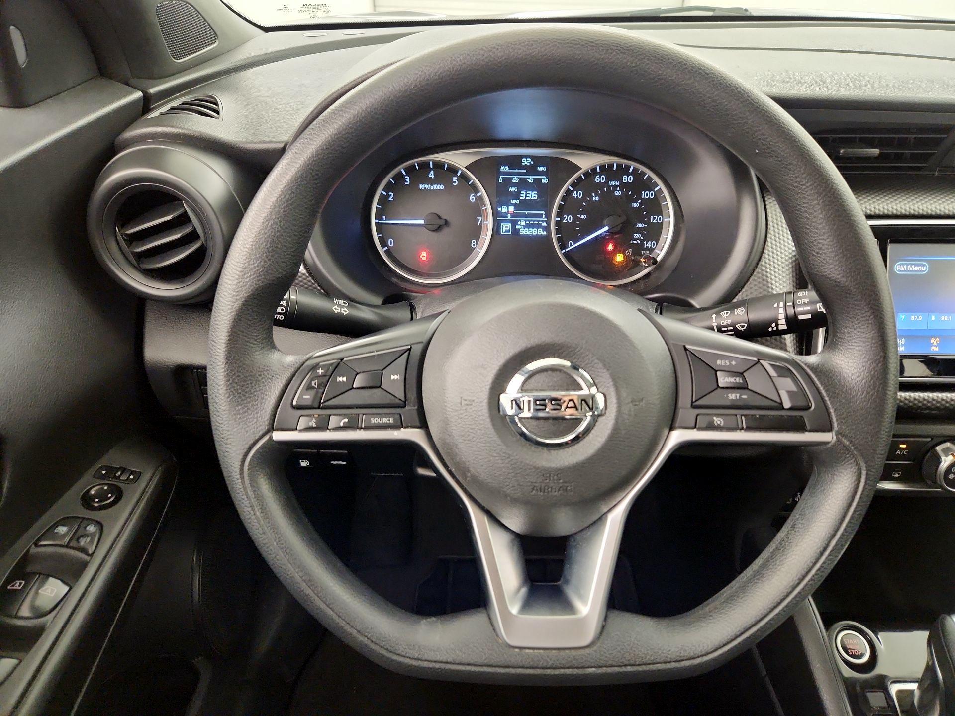 Thumbnail: 2020 Nissan Kicks - 10
