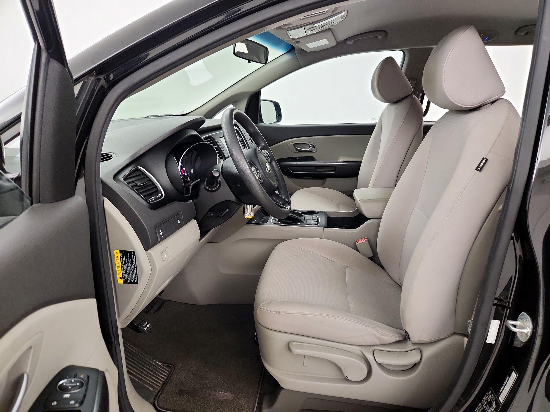 Thumbnail: 2018 Kia Sedona - 11