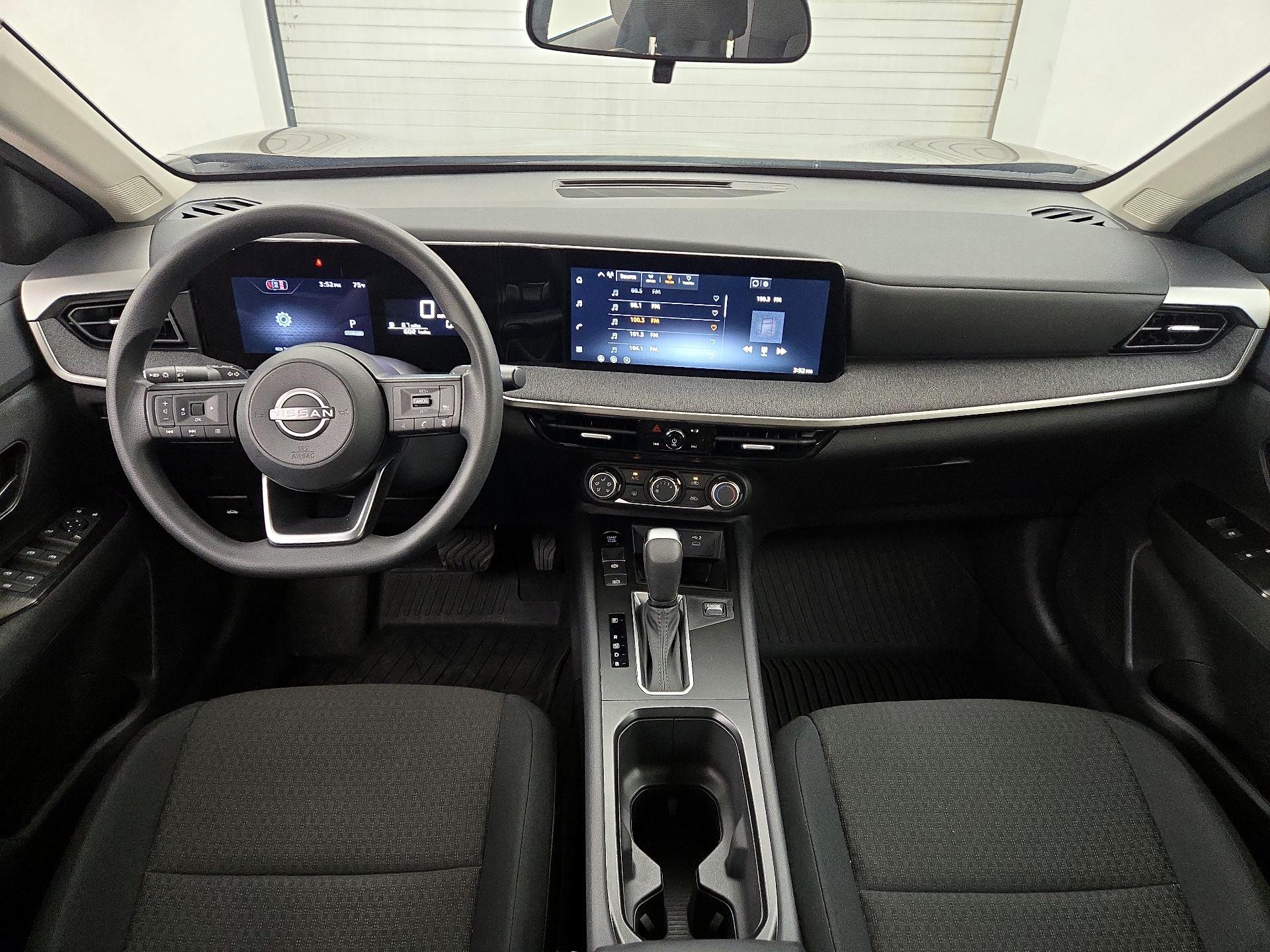 Thumbnail: 2026 Nissan Kicks - 9