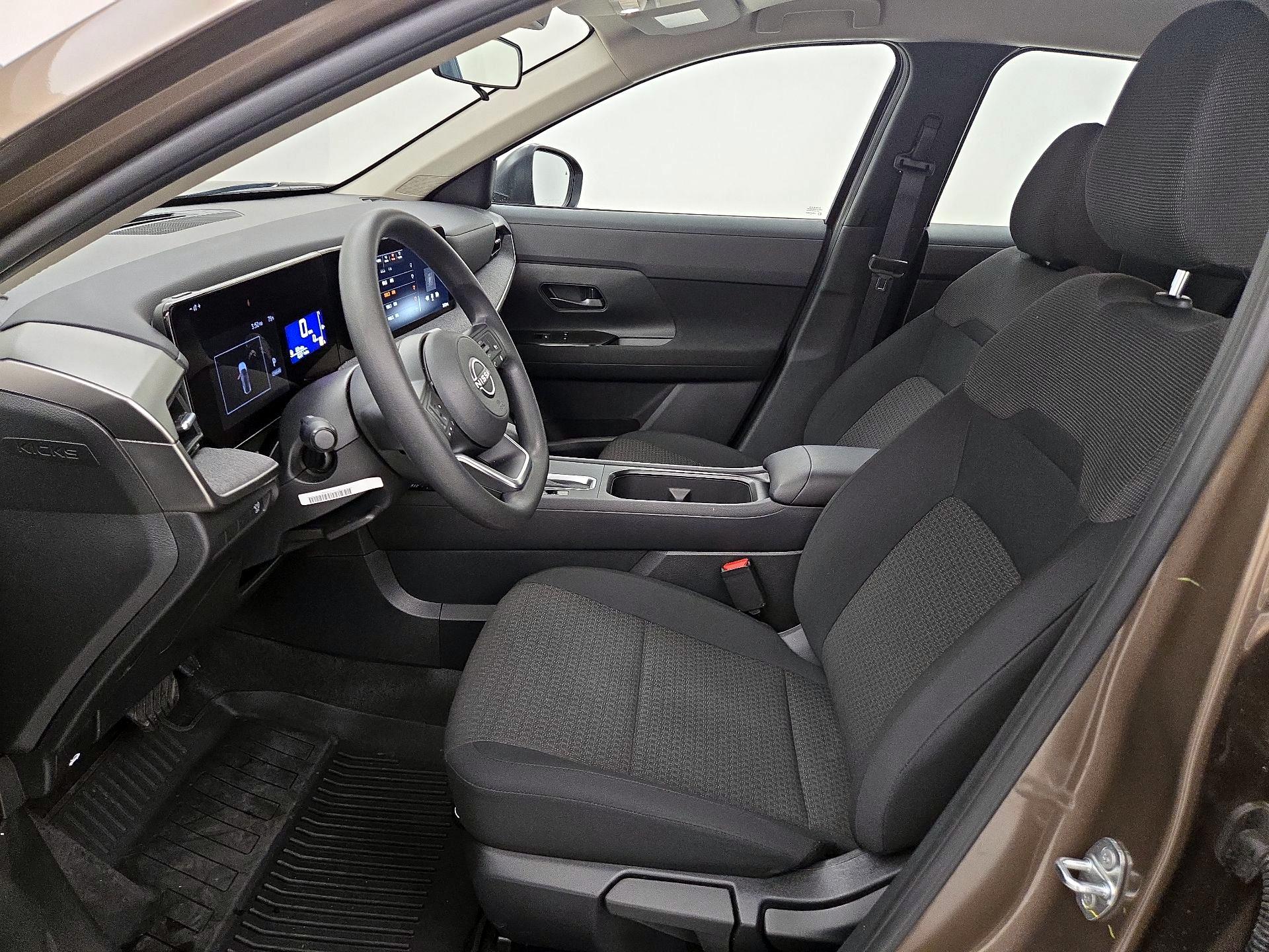 Thumbnail: 2026 Nissan Kicks - 11