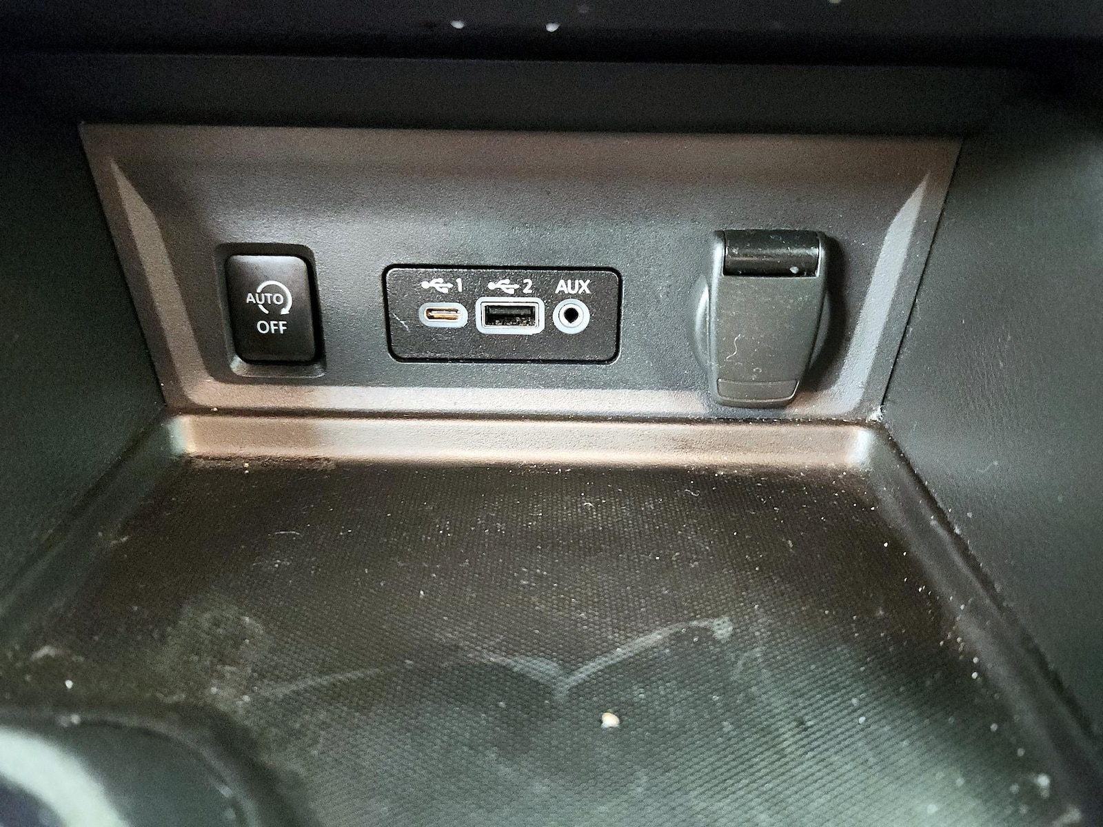 2024 Nissan Sentra SR - Photo 19