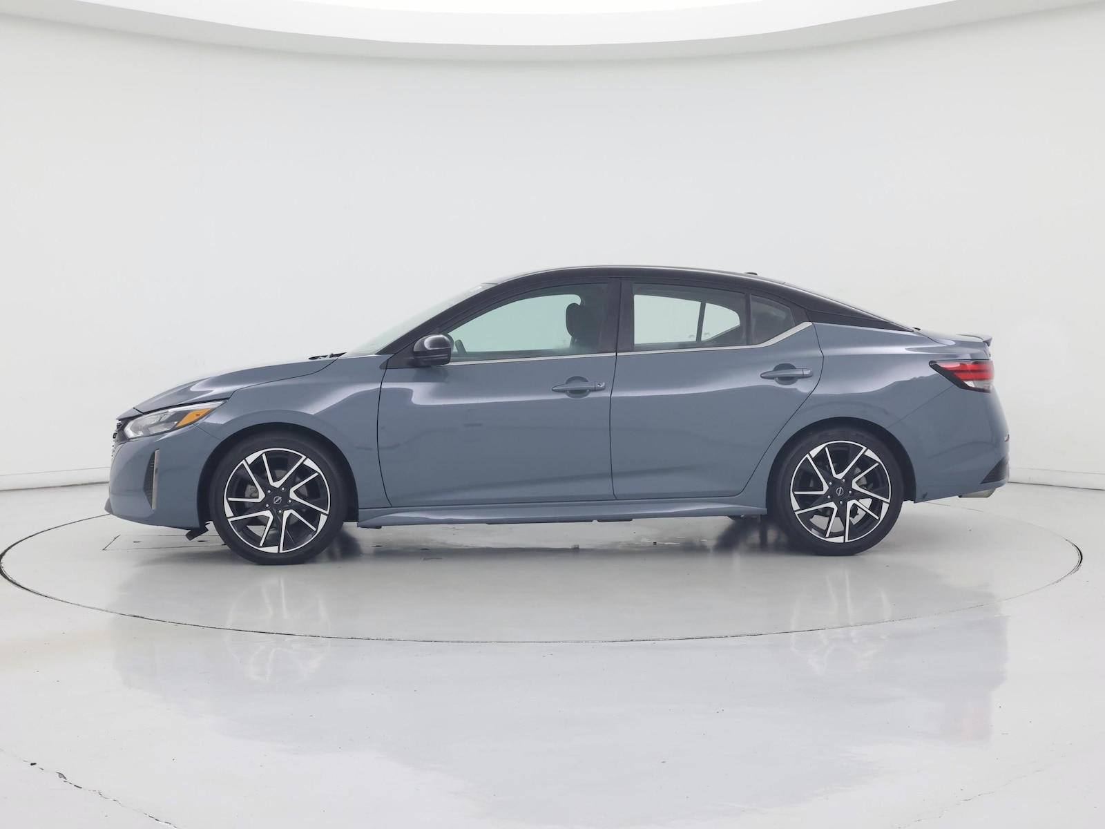 2024 Nissan Sentra SR - Photo 4