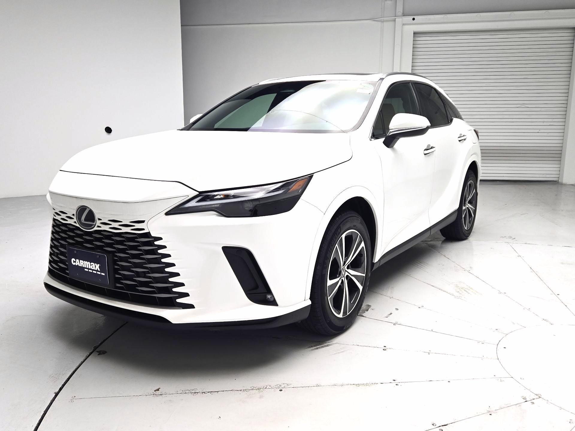 Thumbnail: 2023 Lexus RX - 3