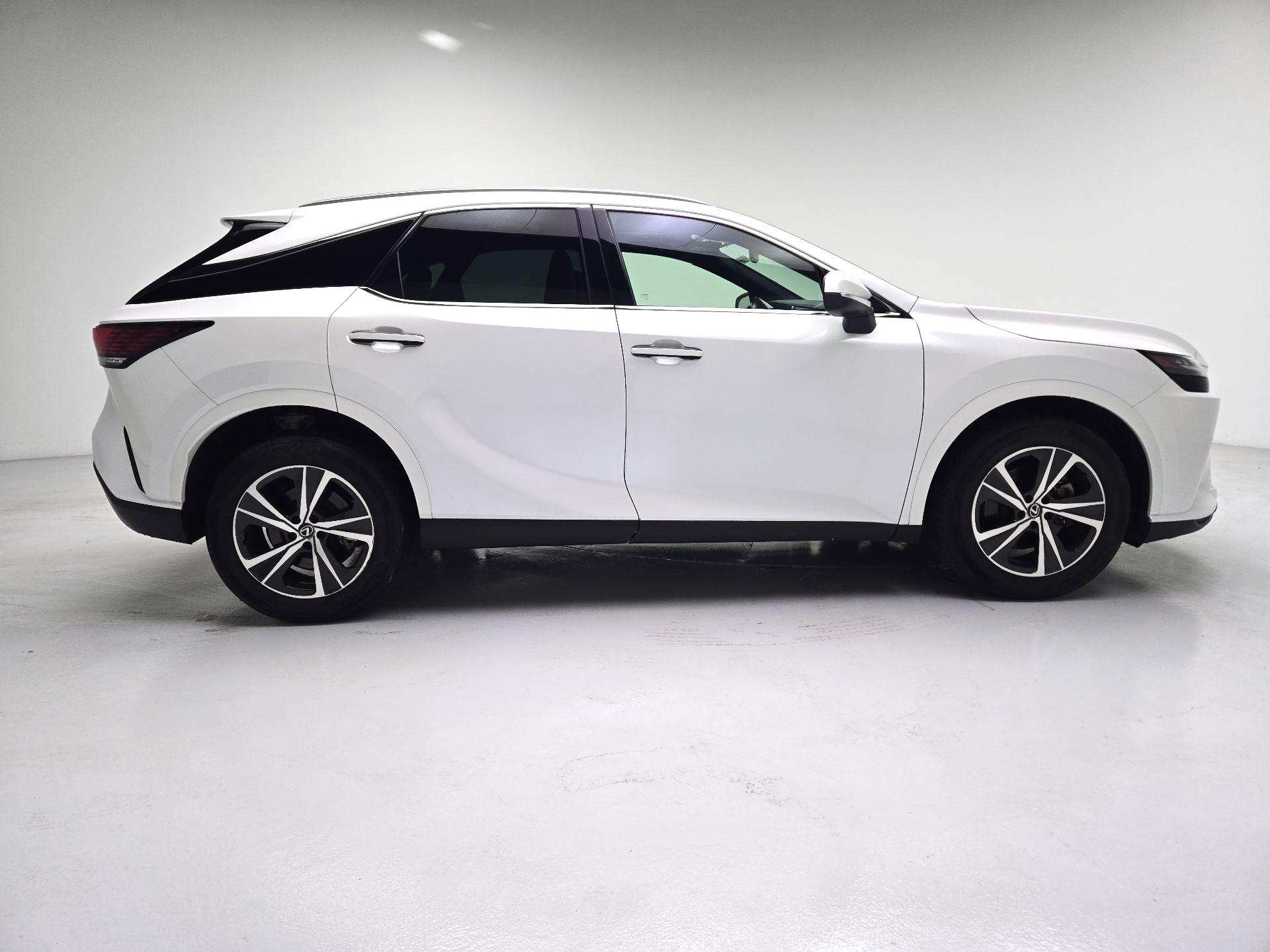 Thumbnail: 2023 Lexus RX - 4