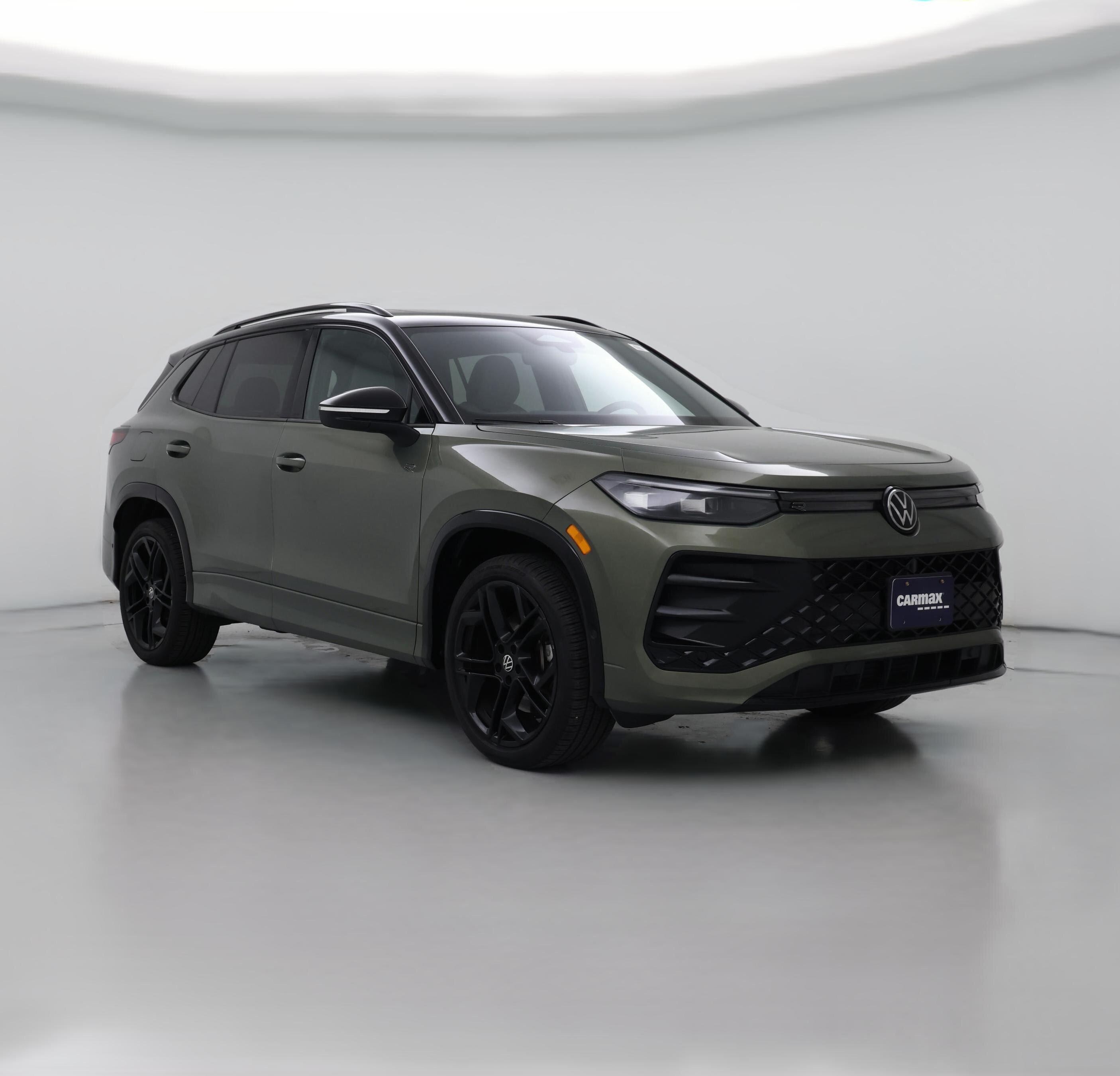 Thumbnail: 2025 Volkswagen Tiguan - 1