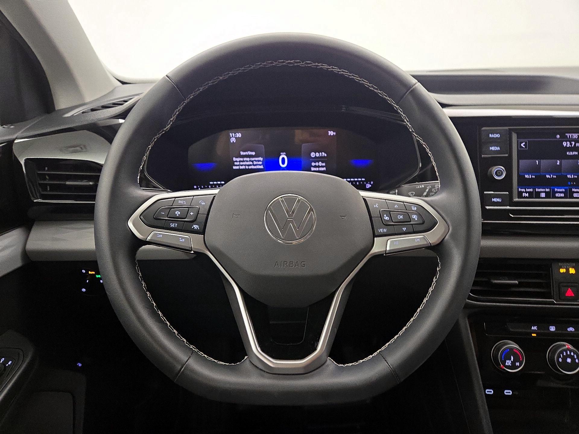 Thumbnail: 2024 Volkswagen Taos - 10