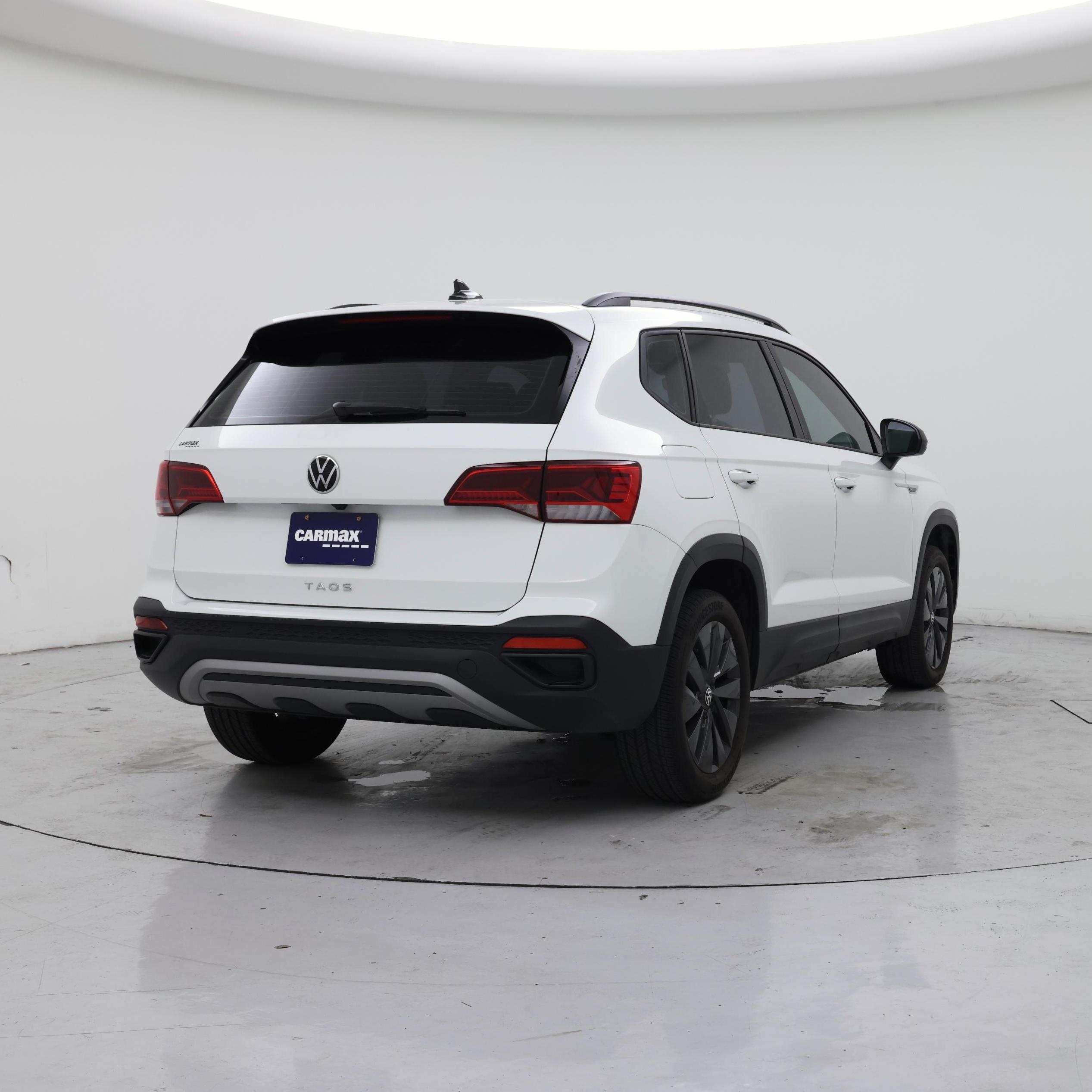 Thumbnail: 2024 Volkswagen Taos - 8