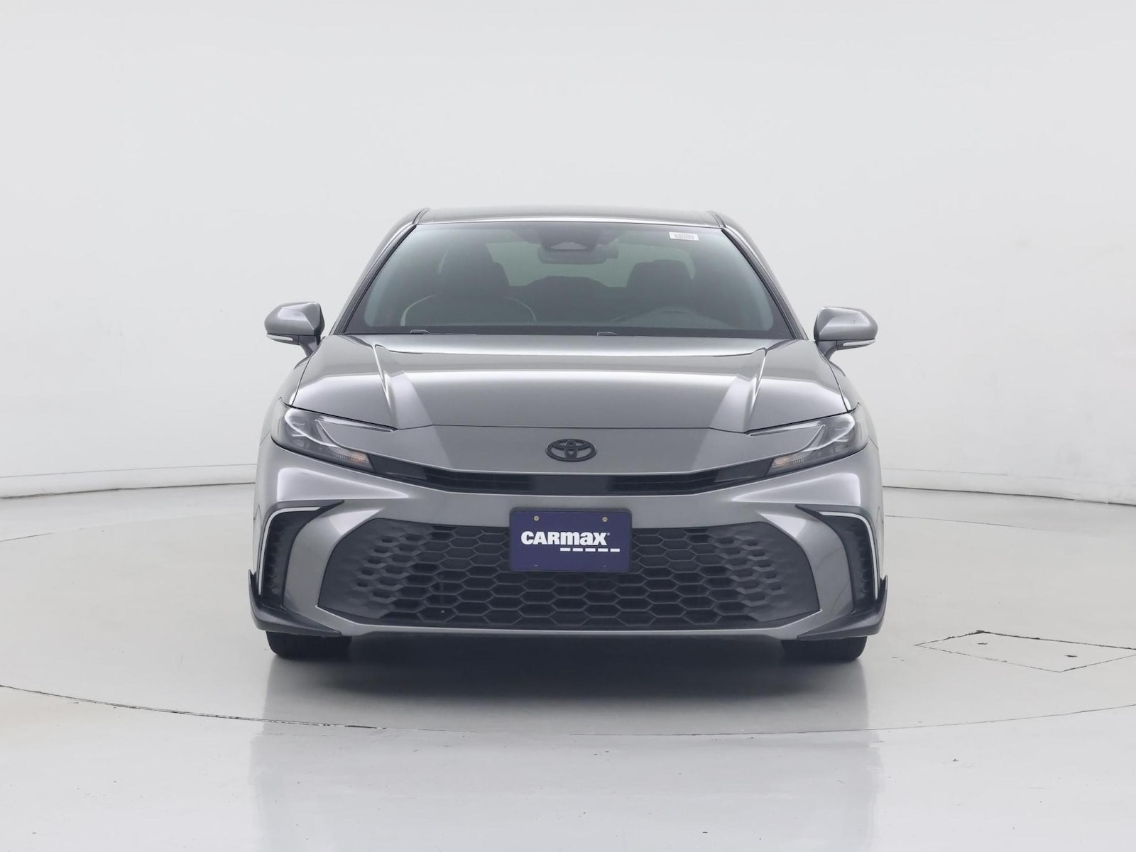 2025 Toyota Camry SE - Photo 6