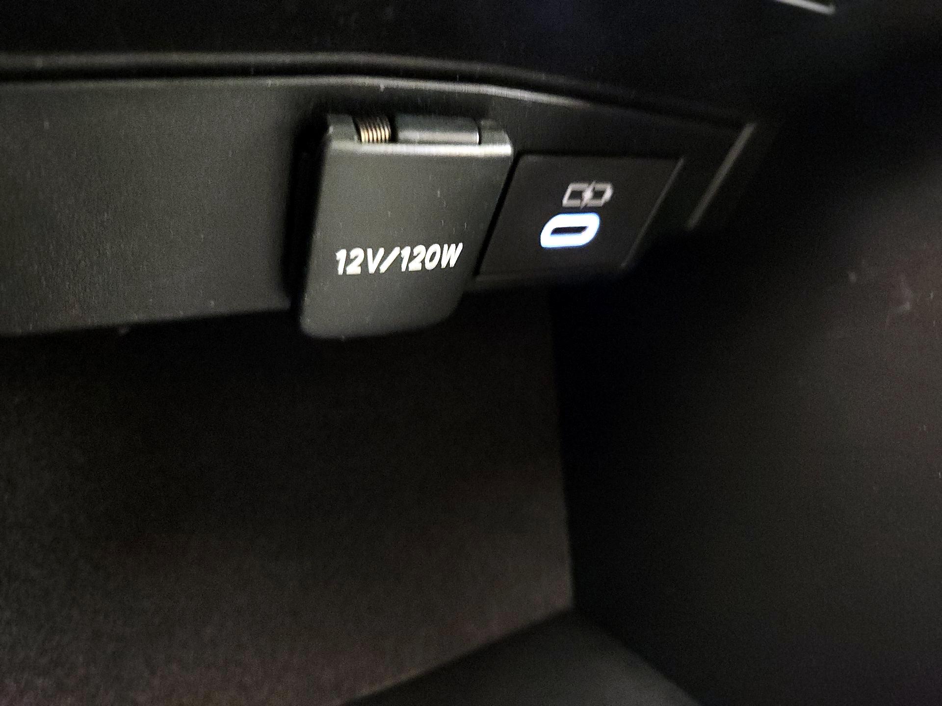 Thumbnail: 2023 Toyota Corolla - 18