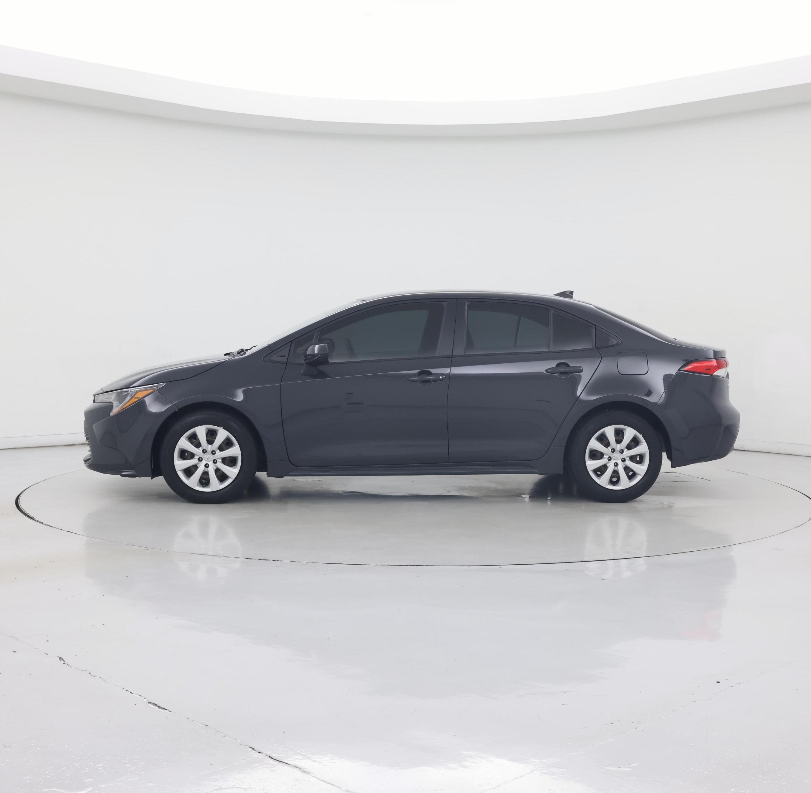 Thumbnail: 2023 Toyota Corolla - 3