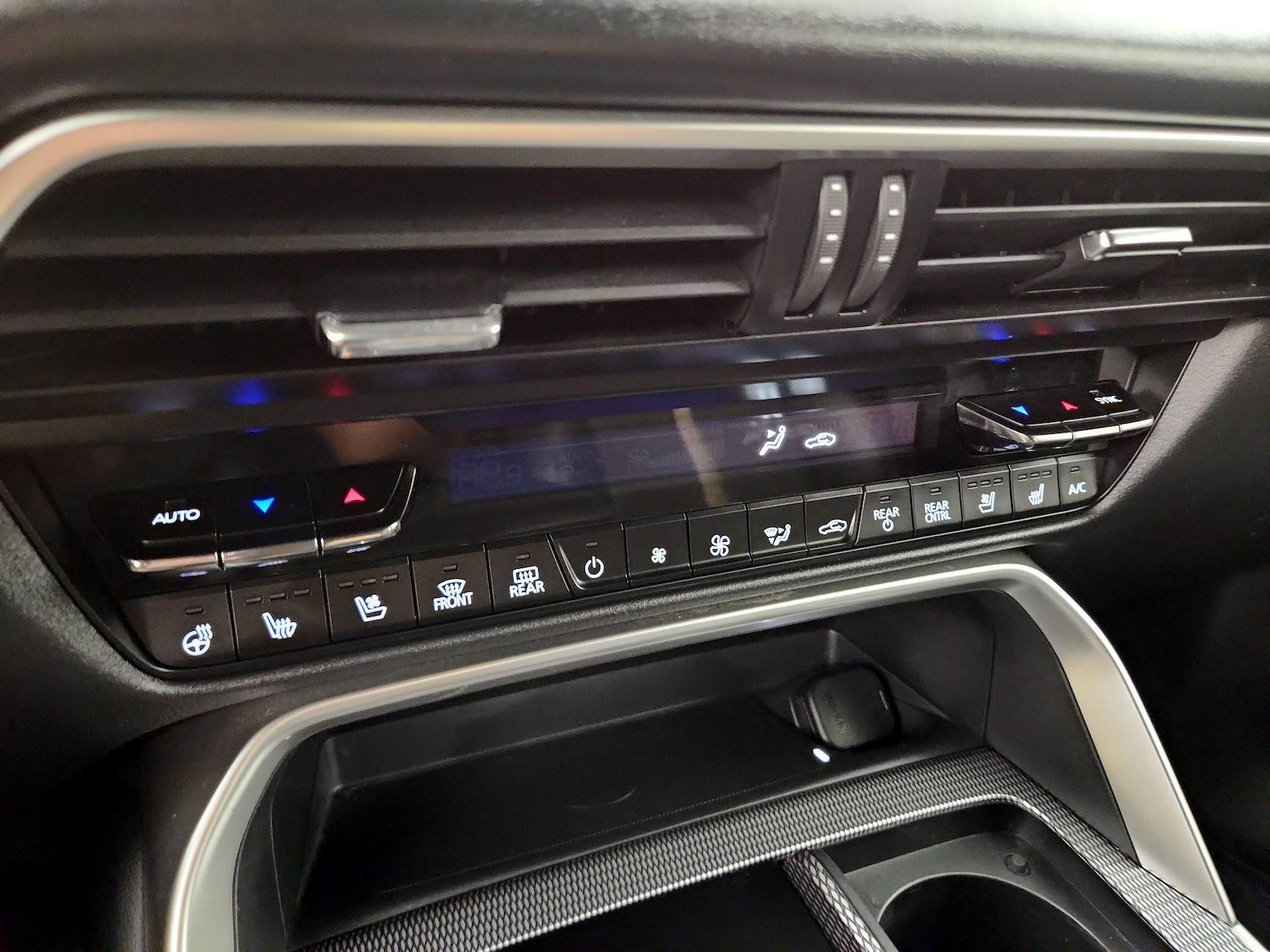 2024 Mazda CX-90 Premium Plus Package - Photo 18